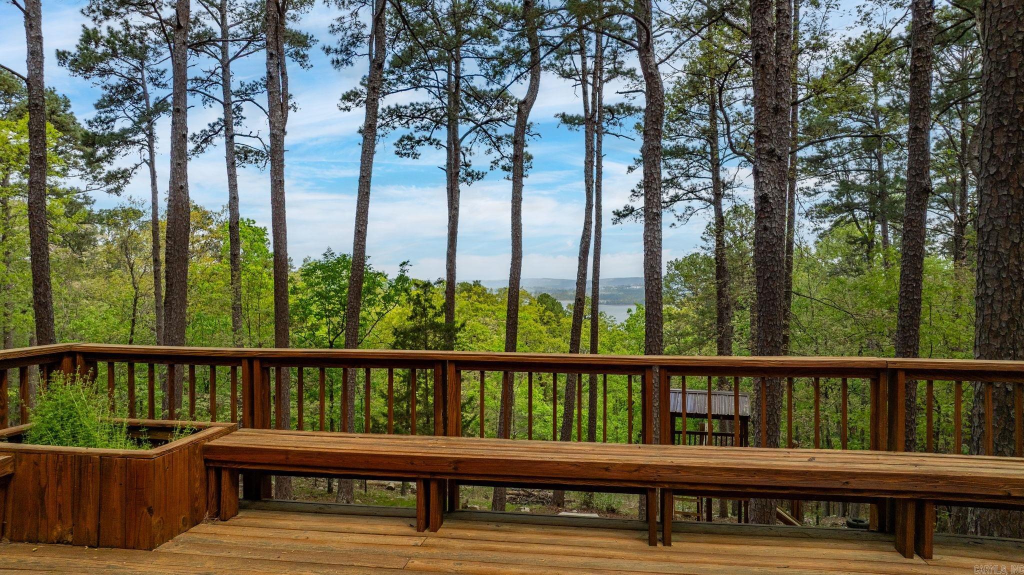 PINNACLE RIDGE ESTATES - Residential