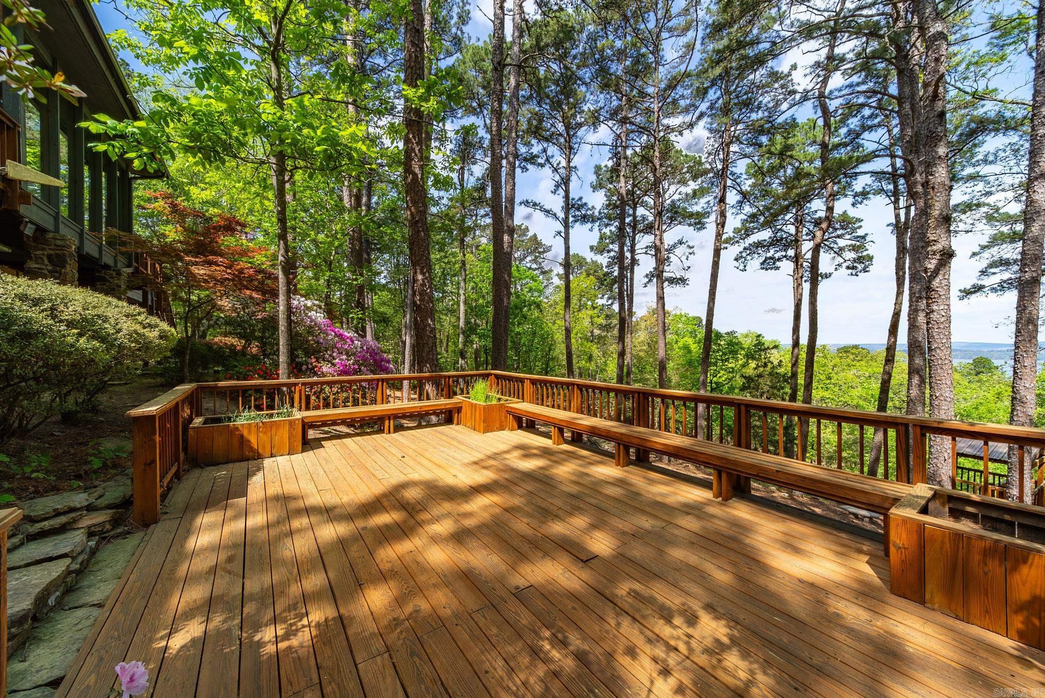 PINNACLE RIDGE ESTATES - Residential