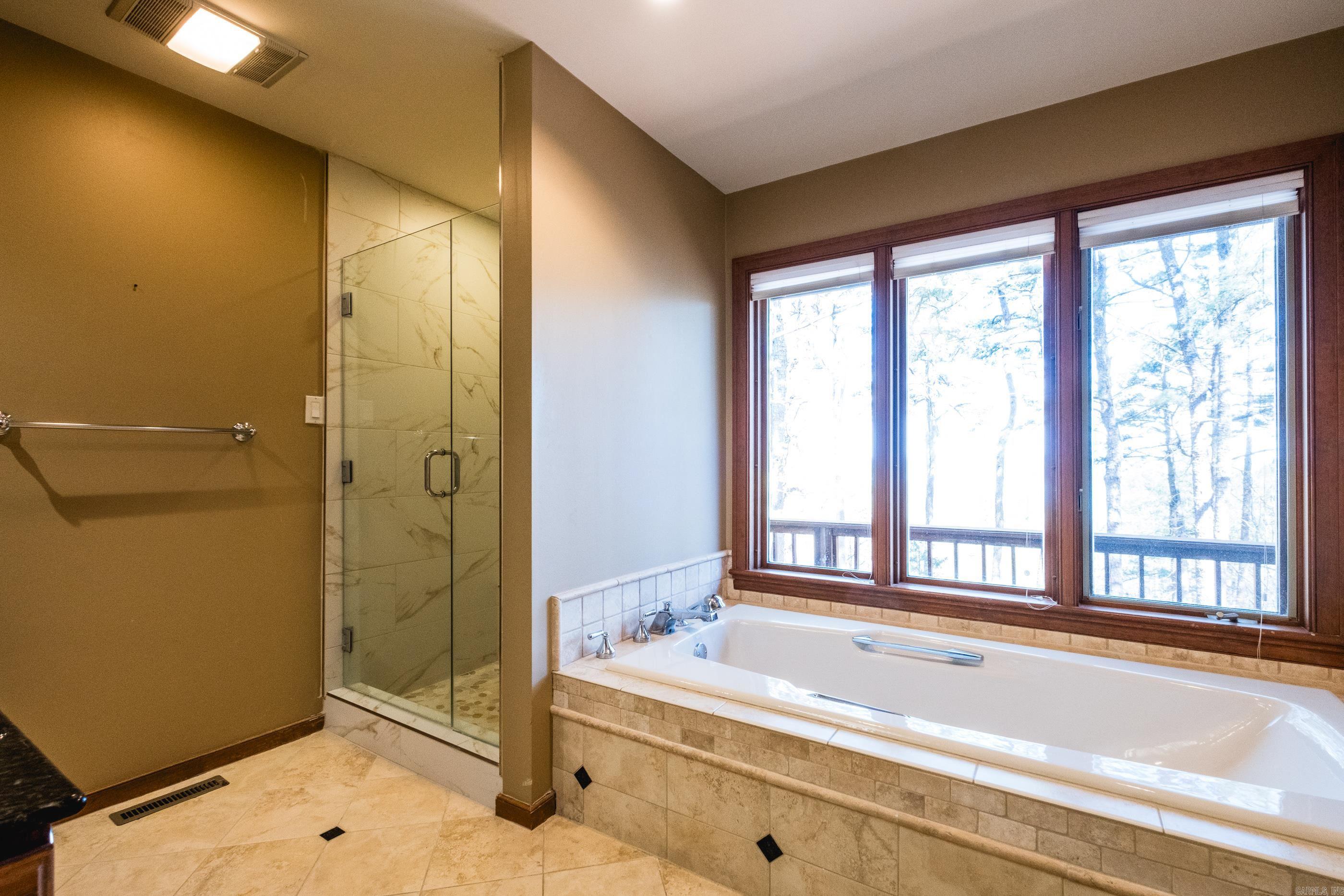 PINNACLE RIDGE ESTATES - Residential