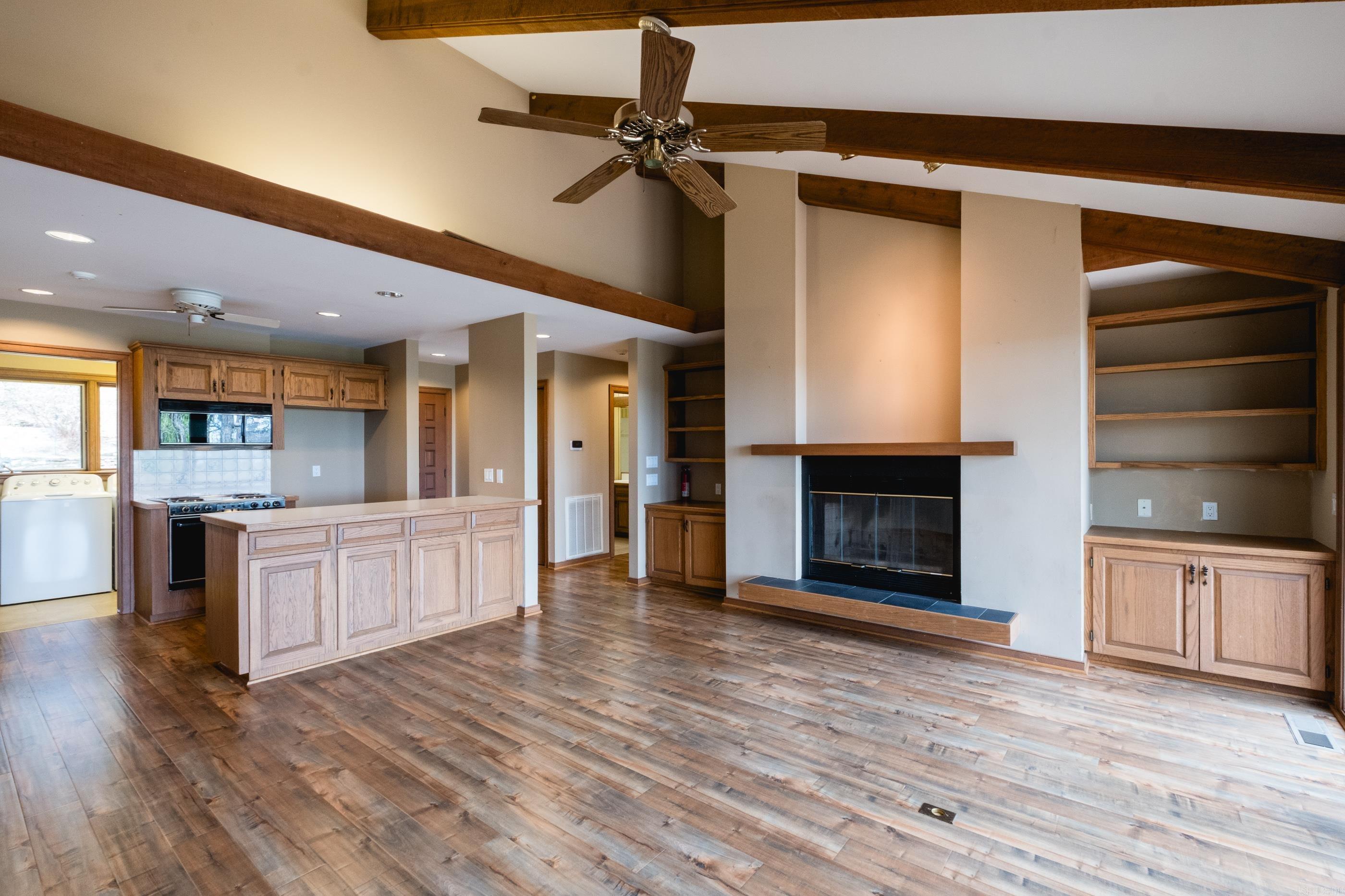 PINNACLE RIDGE ESTATES - Residential