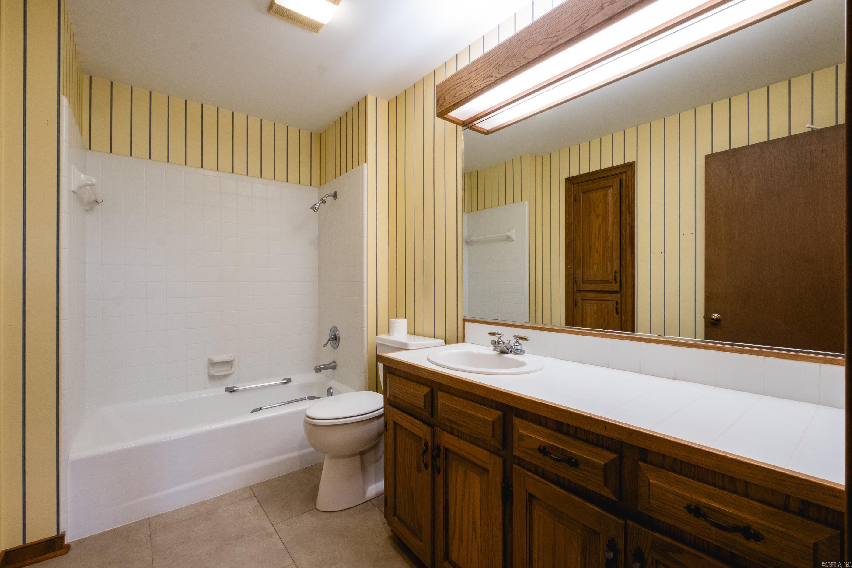 PINNACLE RIDGE ESTATES - Residential