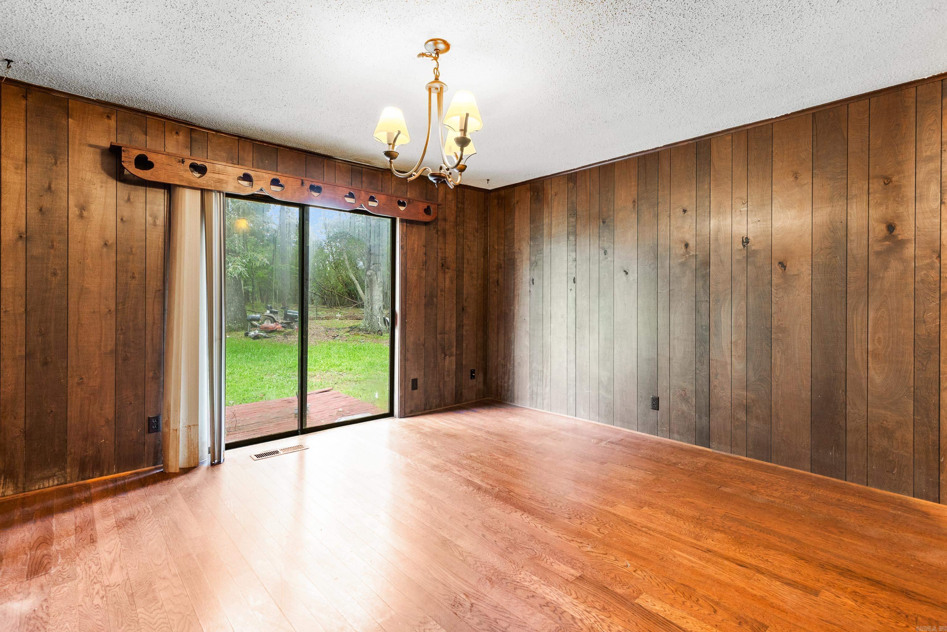 Metes & Bounds - Residential