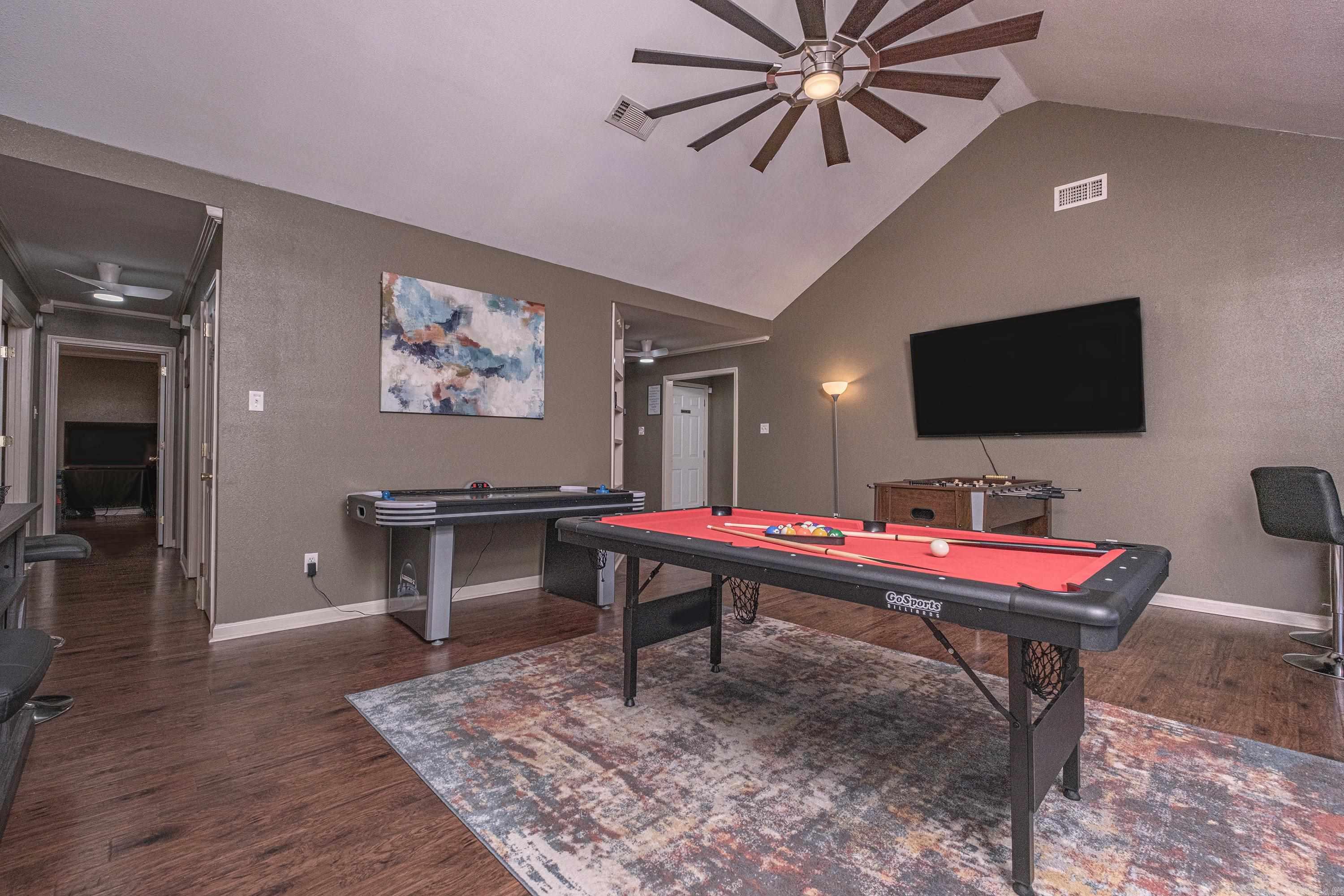 WHITE OAK ANNEX - Residential