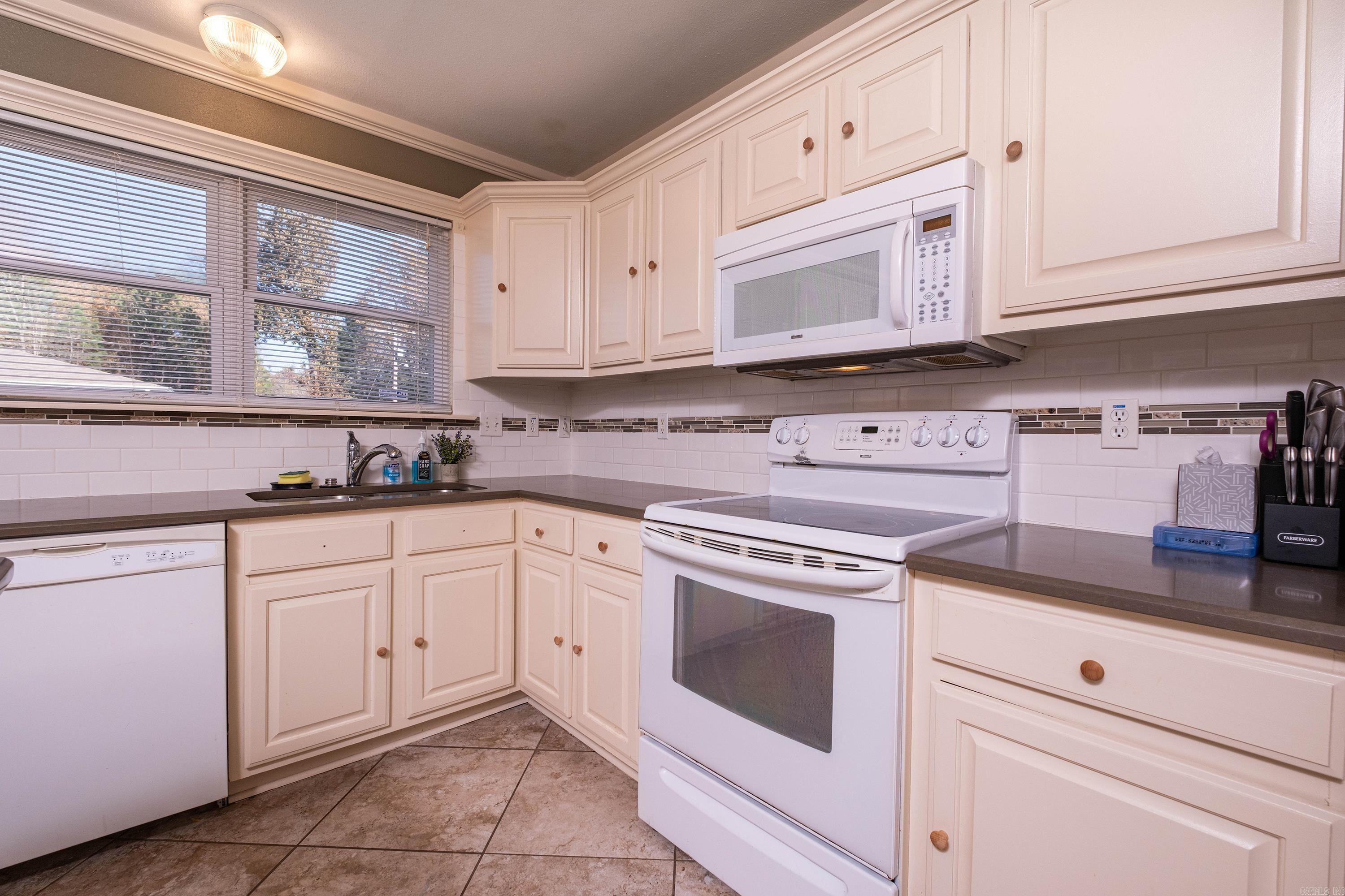 WHITE OAK ANNEX - Residential