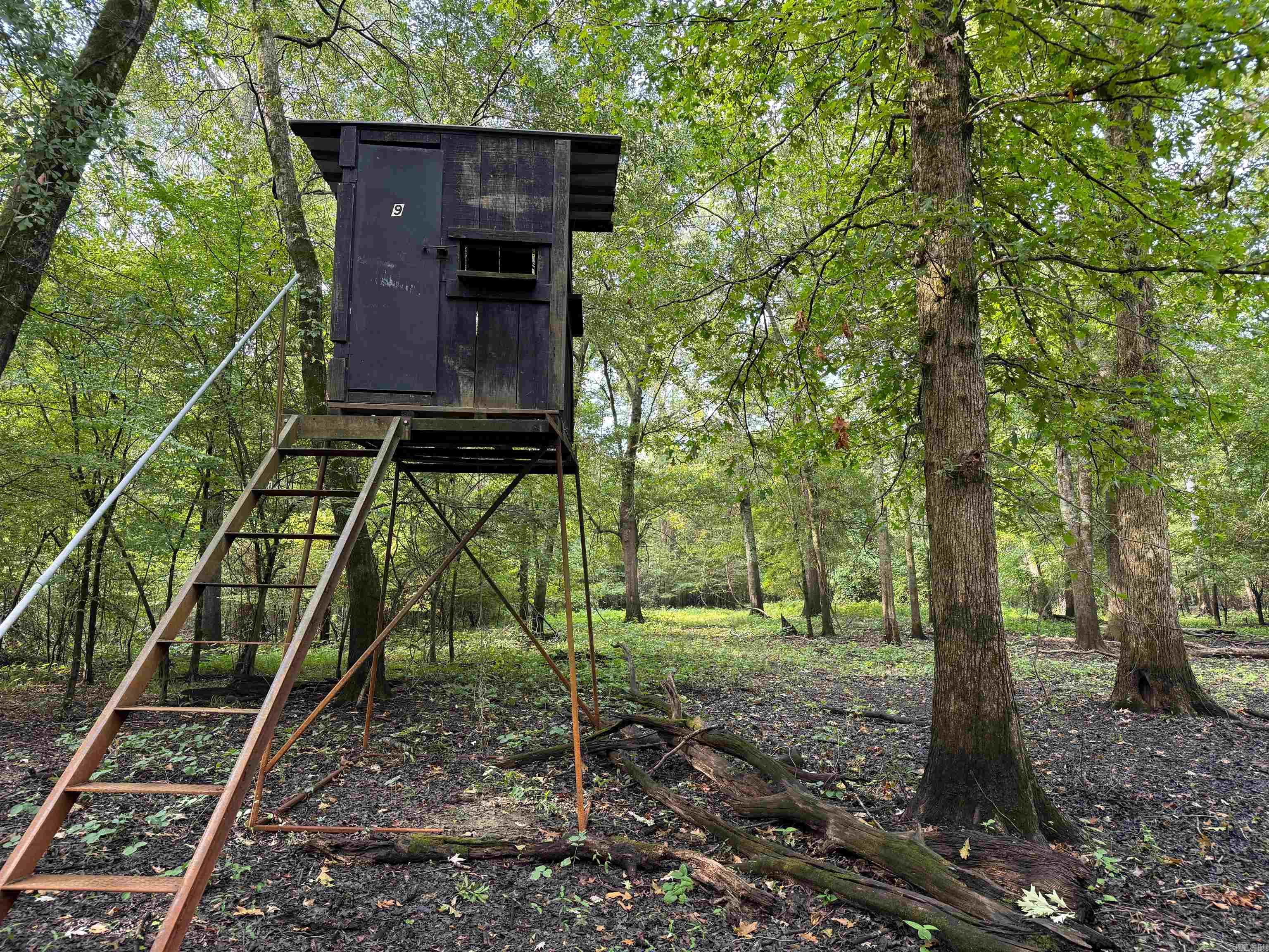 Metes & Bounds - Land