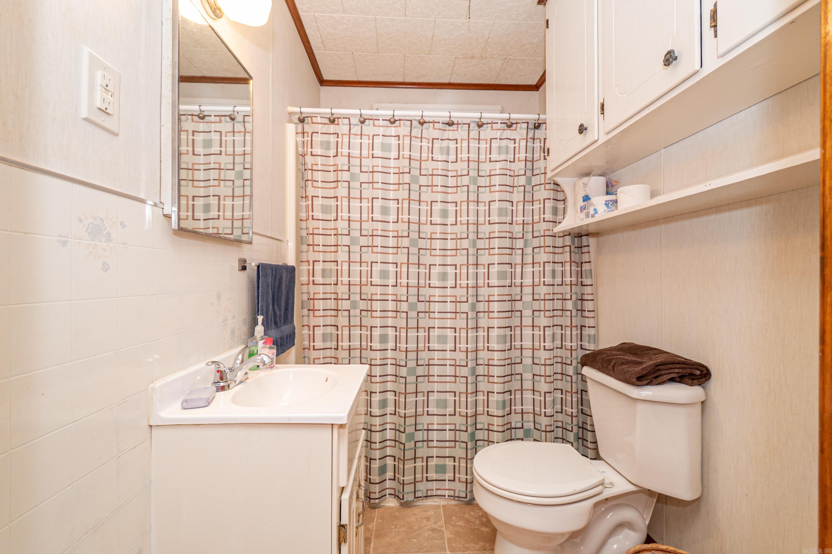 MONTICELLO - Residential