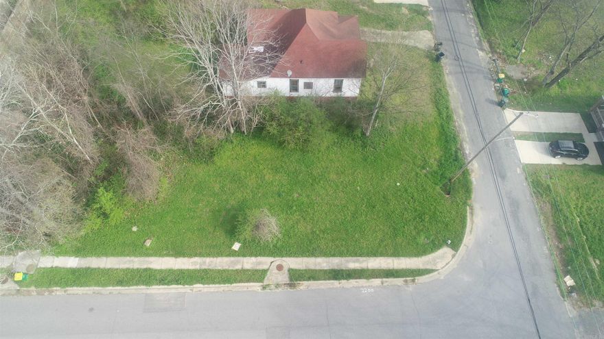 Nice lot to build a home.