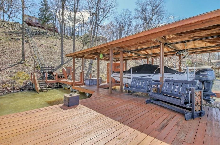 Lake Forest Shores - Residential