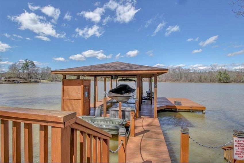 Lake Forest Shores - Residential