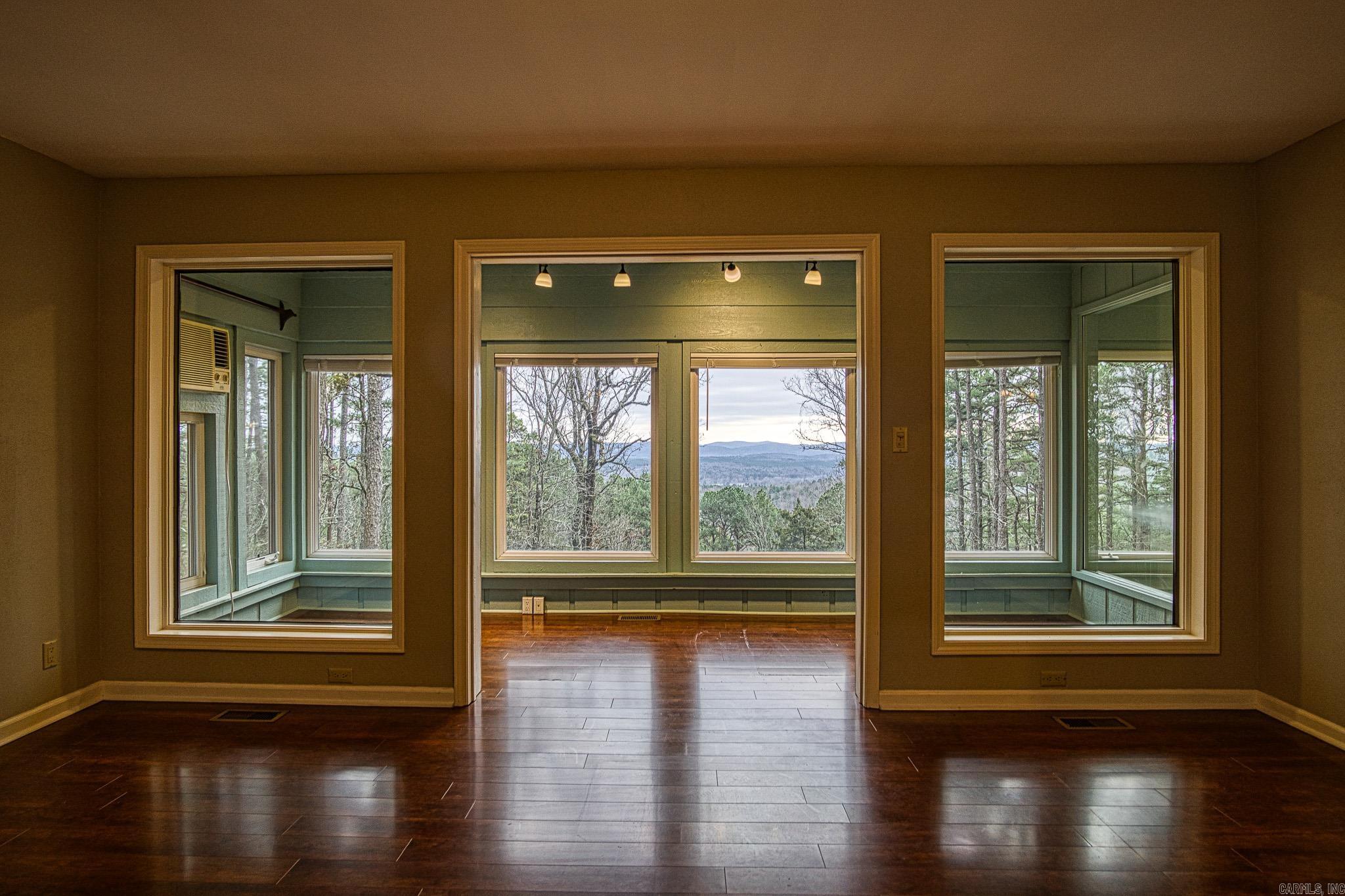 PALISANDRO - Residential