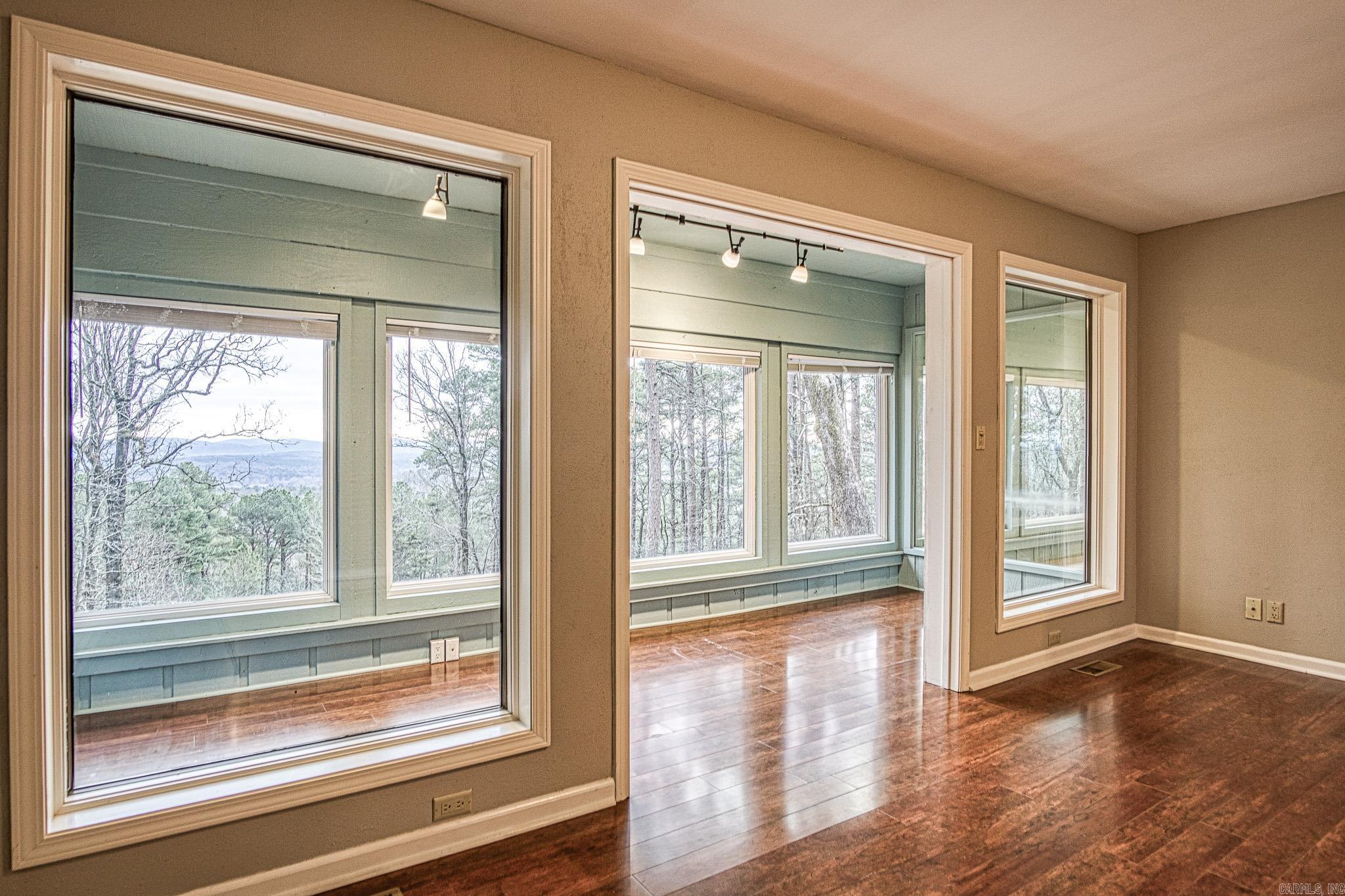 PALISANDRO - Residential