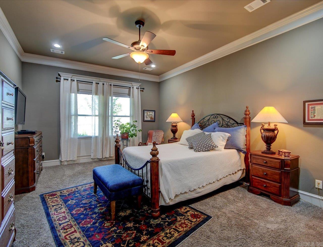 ARLINGTON PARK - Residential