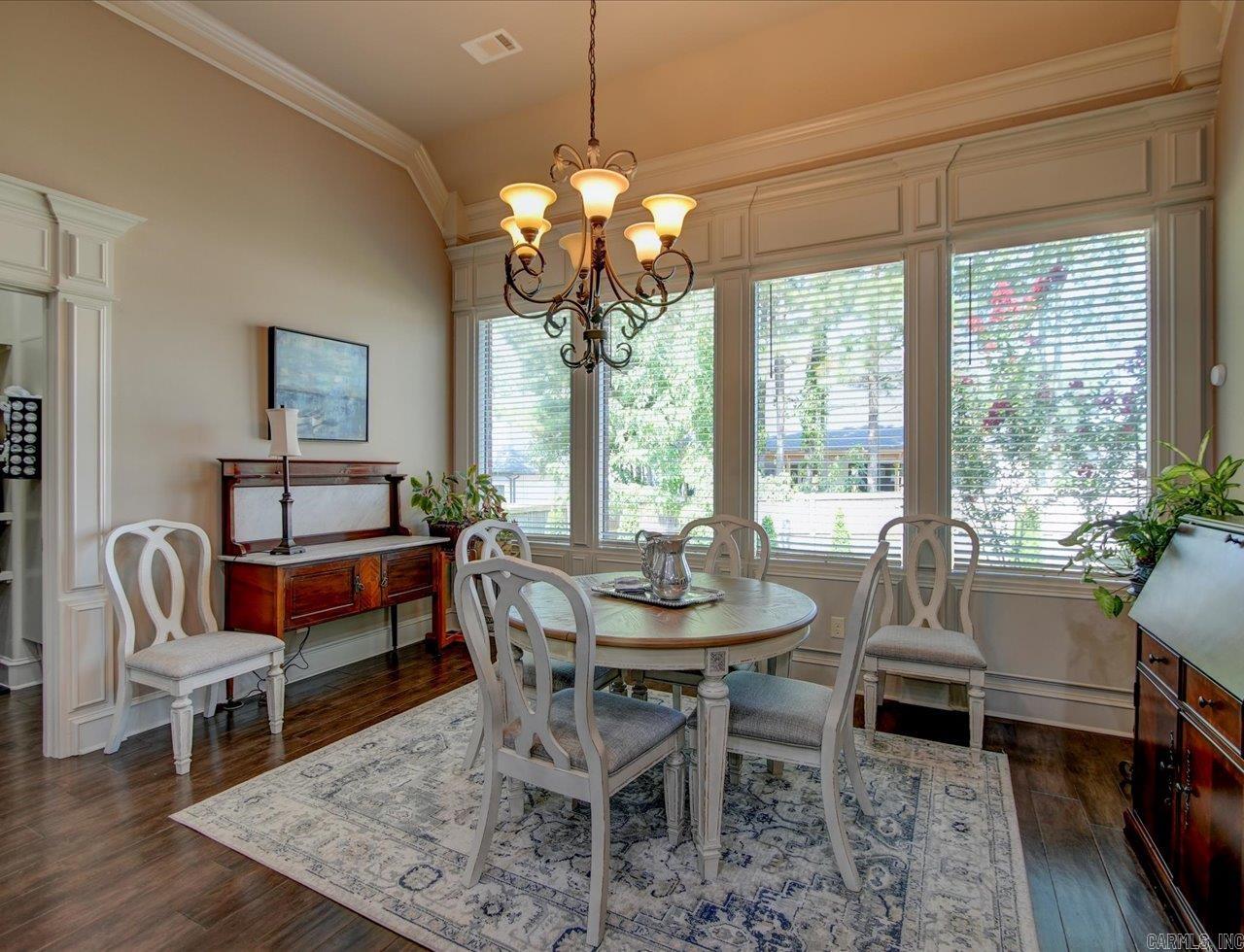 ARLINGTON PARK - Residential