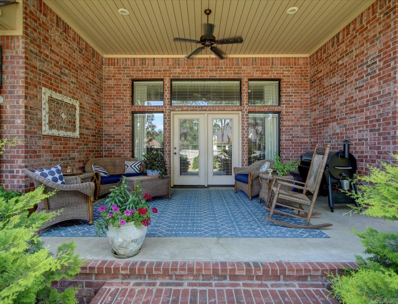 ARLINGTON PARK - Residential