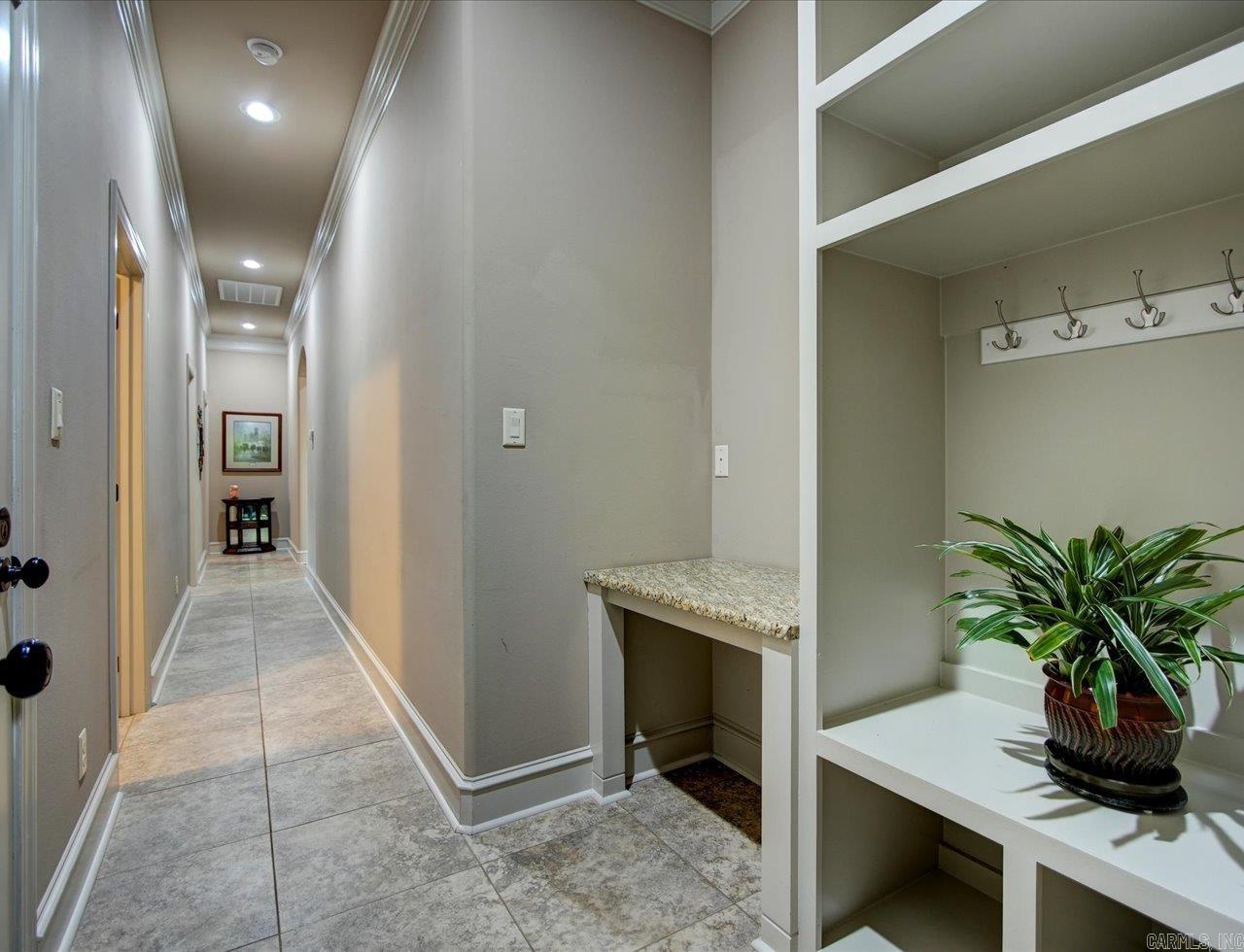 ARLINGTON PARK - Residential