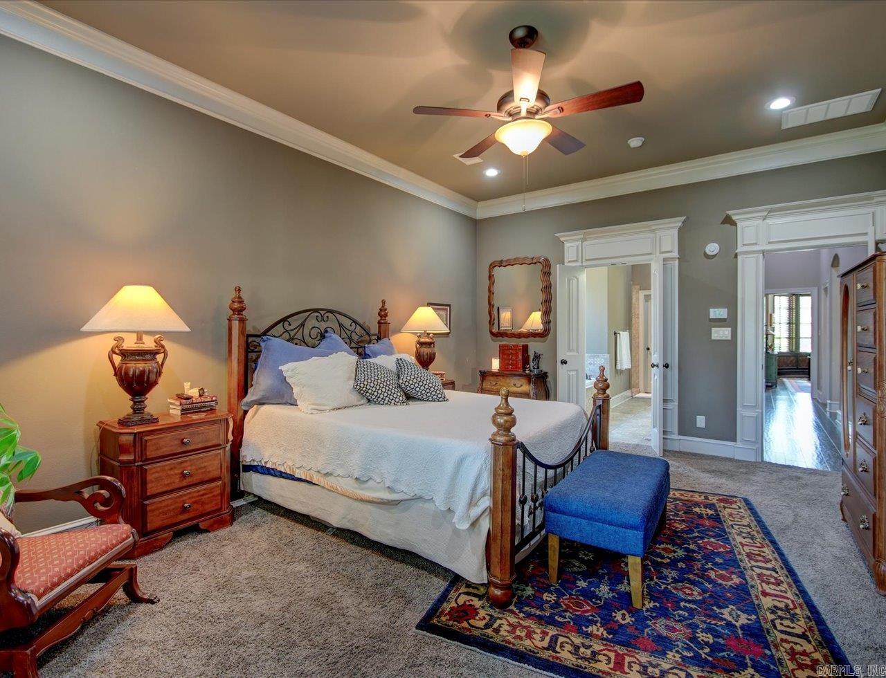 ARLINGTON PARK - Residential