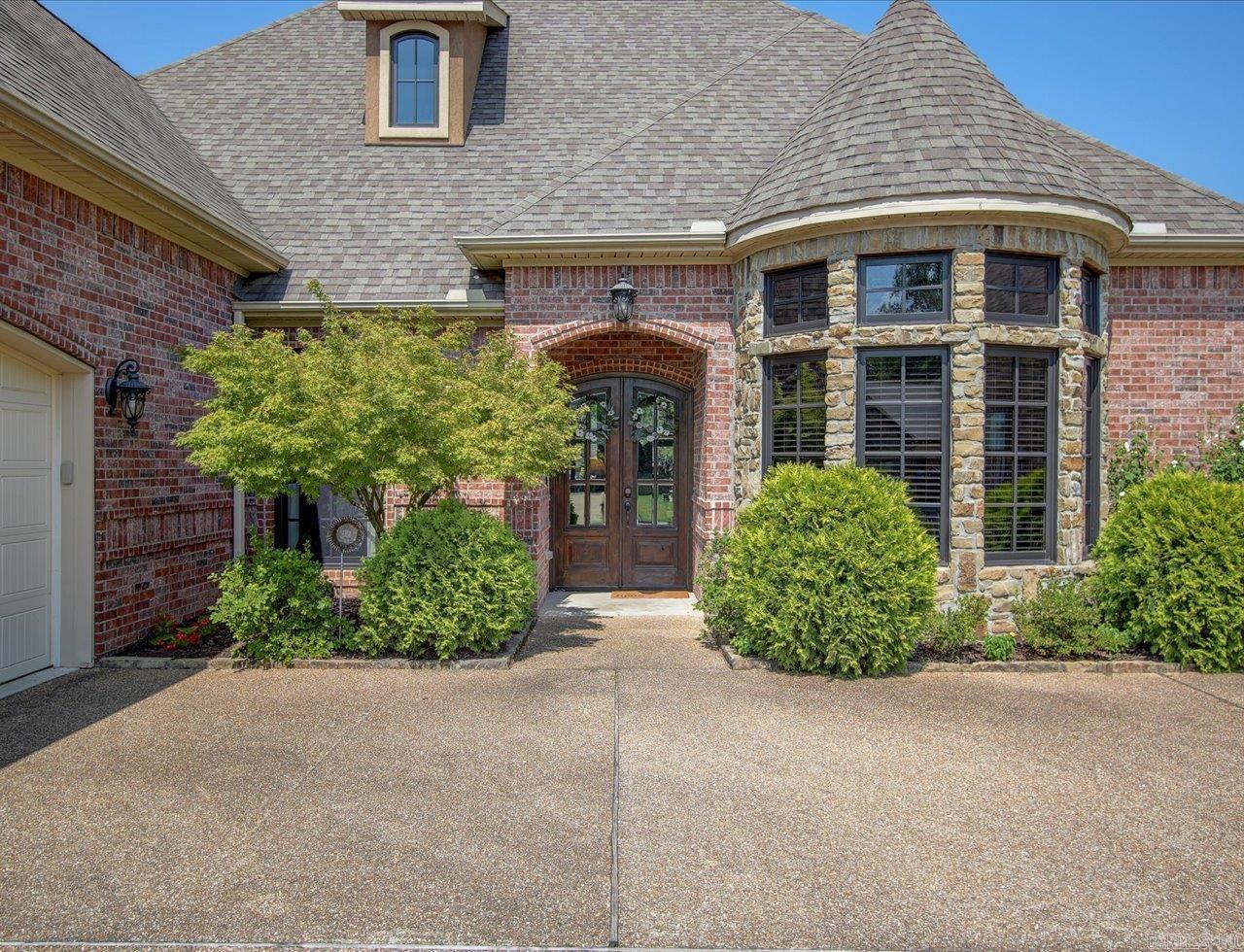 ARLINGTON PARK - Residential
