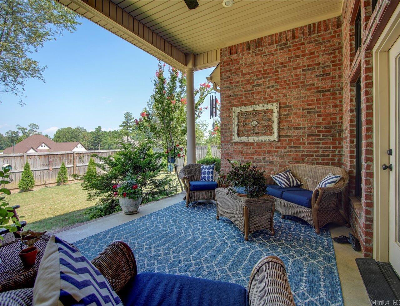 ARLINGTON PARK - Residential