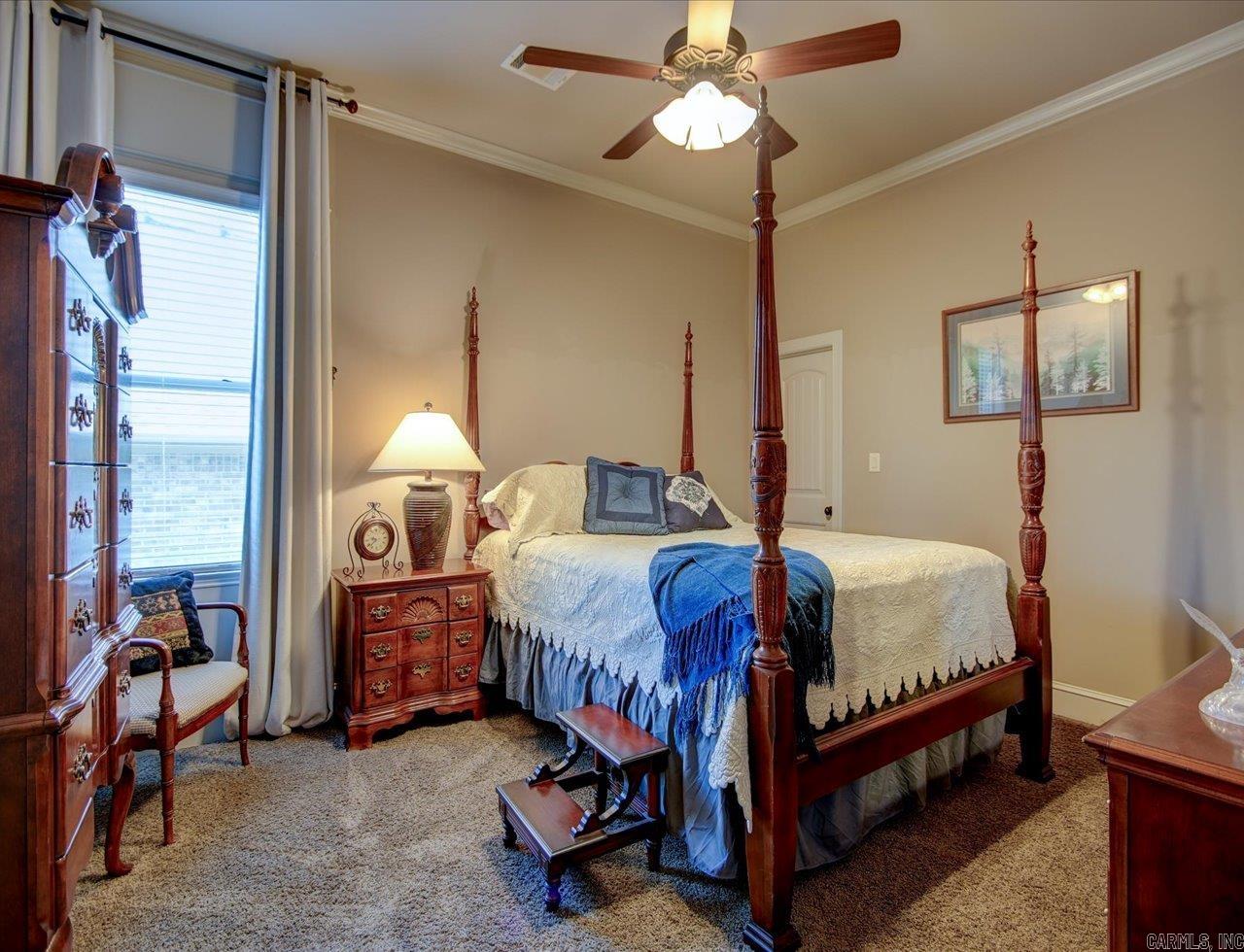 ARLINGTON PARK - Residential
