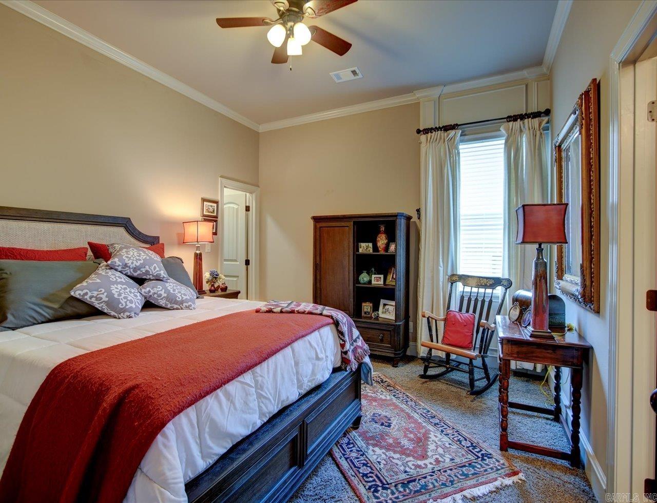 ARLINGTON PARK - Residential