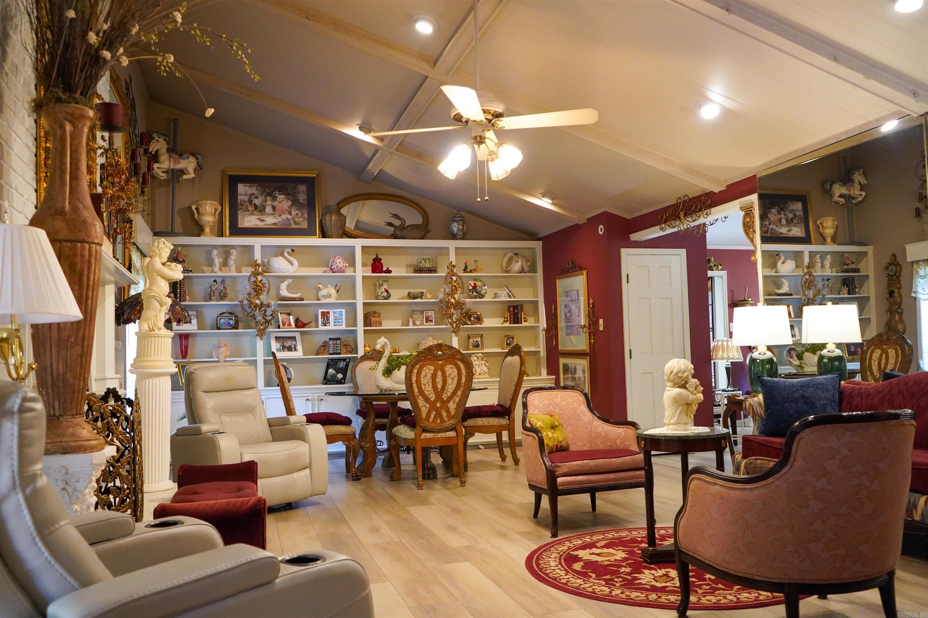 DAWN ESTATES - Residential