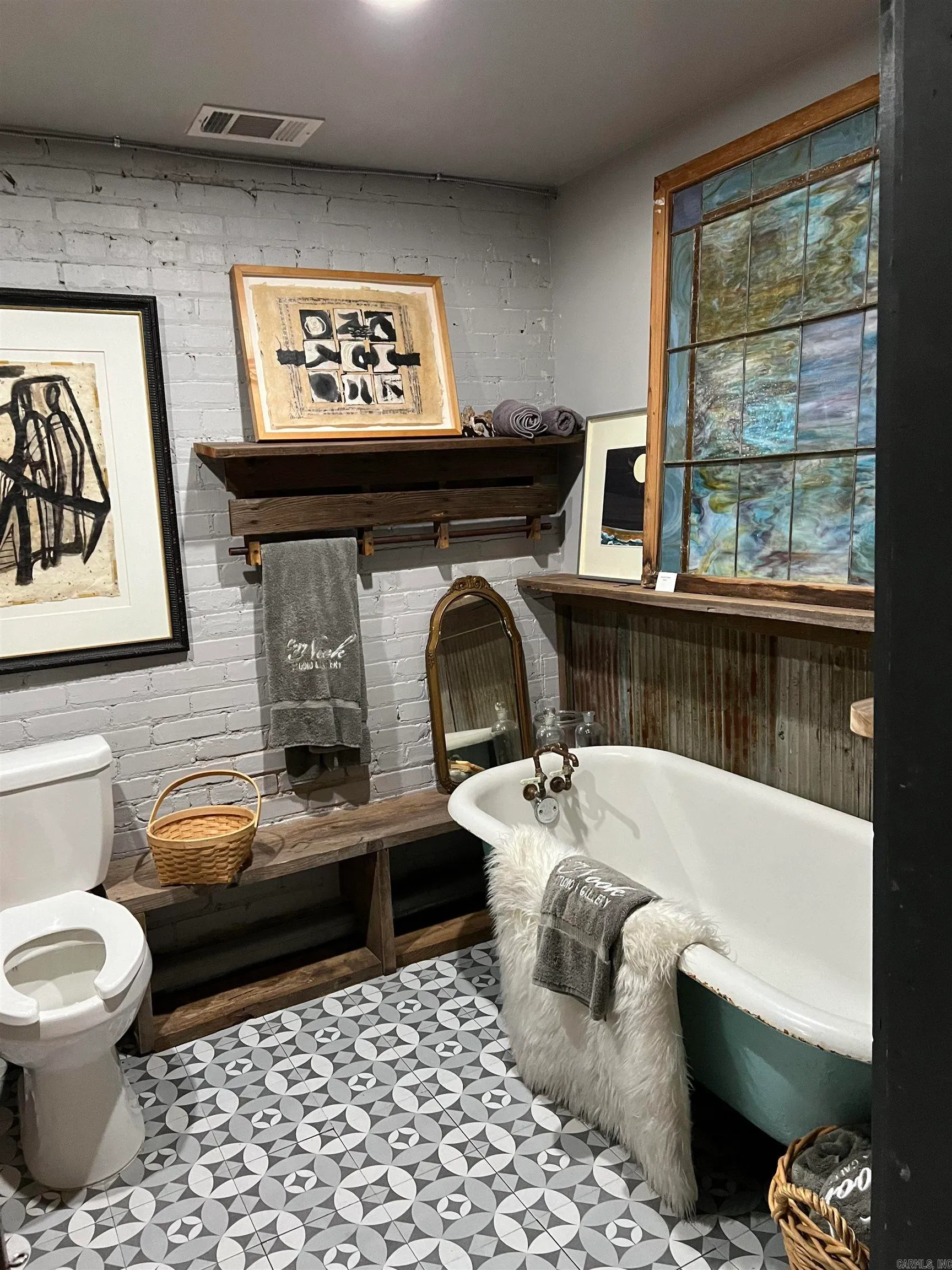 Lonoke, Arkansas 72086, United States, ,Commercial,Active,154373