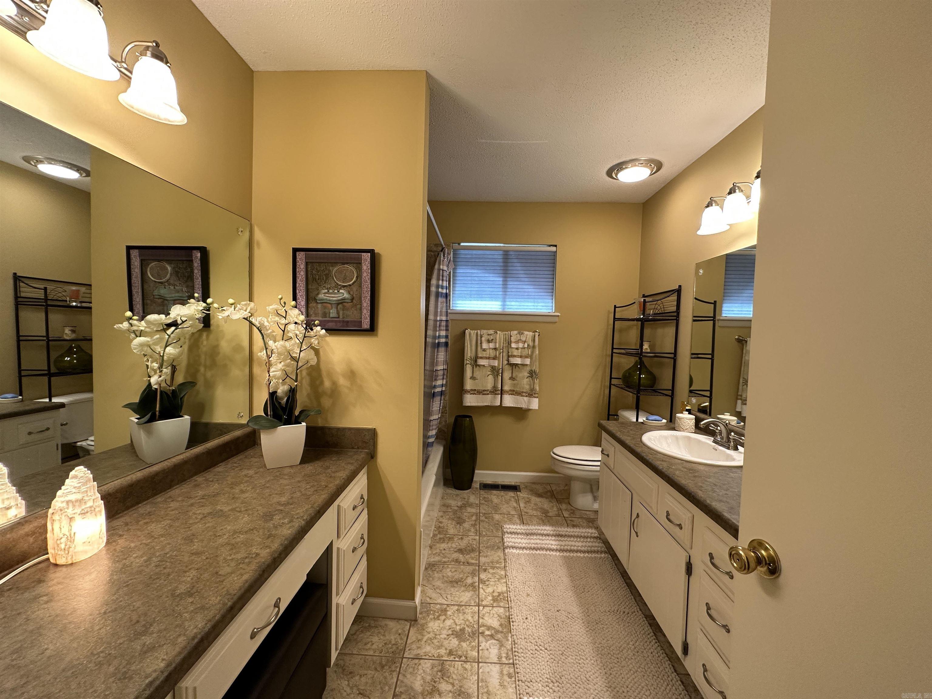 Mockingbird Hill - Residential