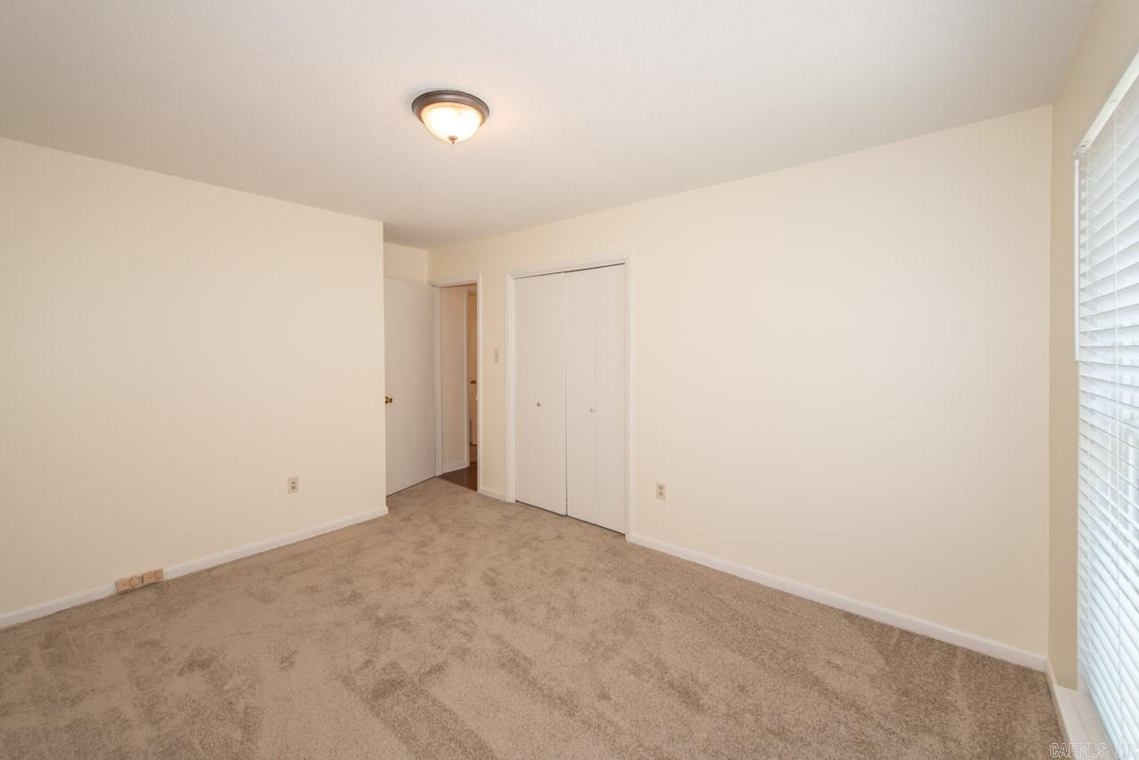 COUNTRY CLUB PARK - Residential