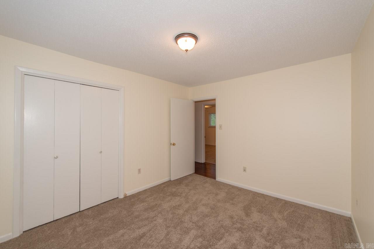 COUNTRY CLUB PARK - Residential