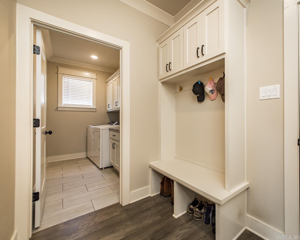 MILLERS GLENN - Residential