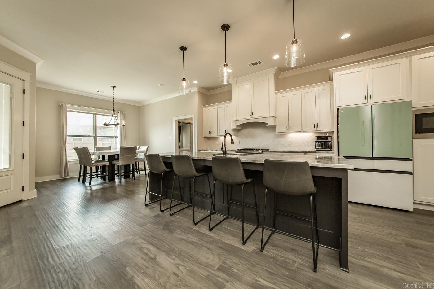 MILLERS GLENN - Residential