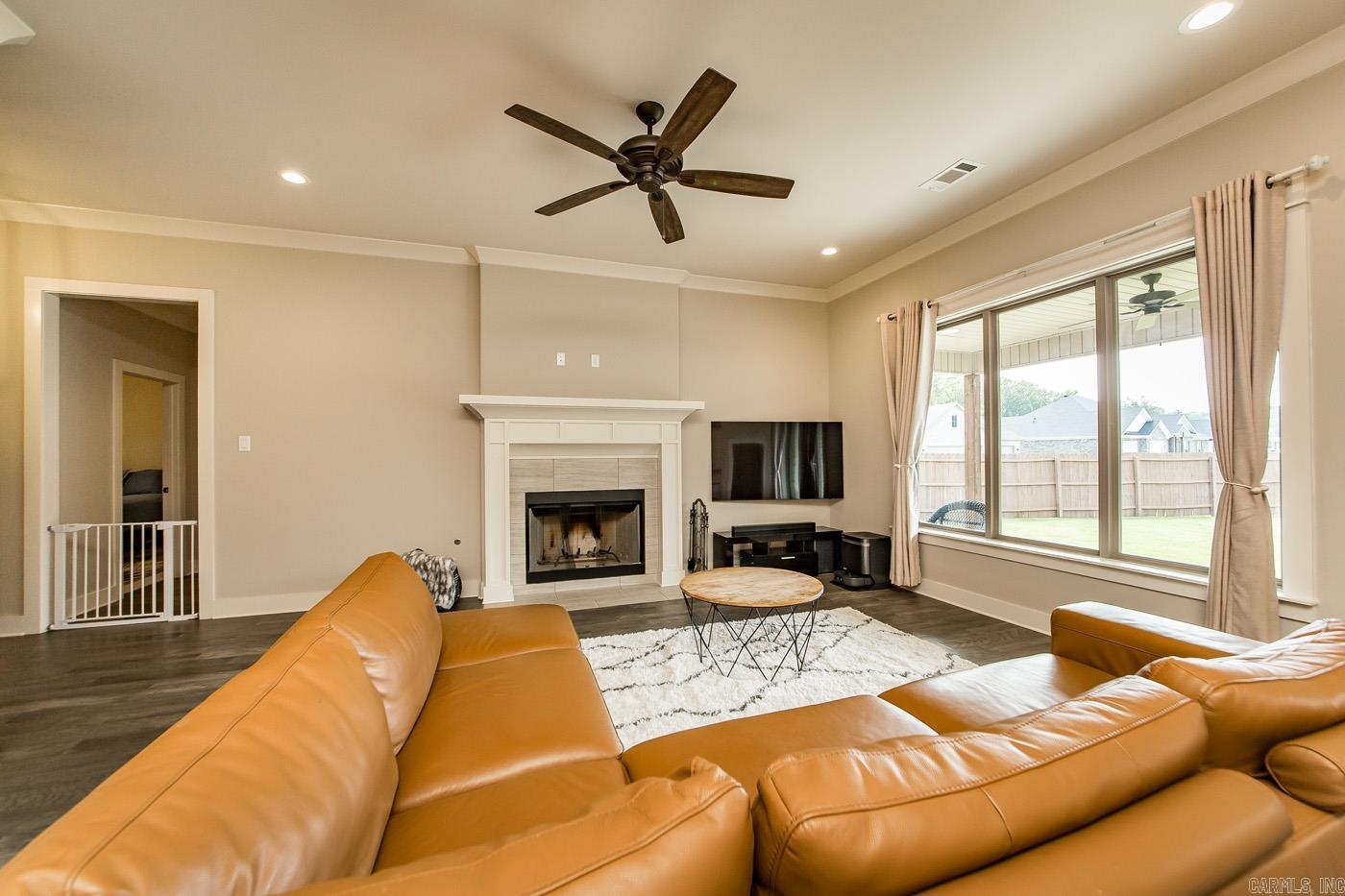 MILLERS GLENN - Residential