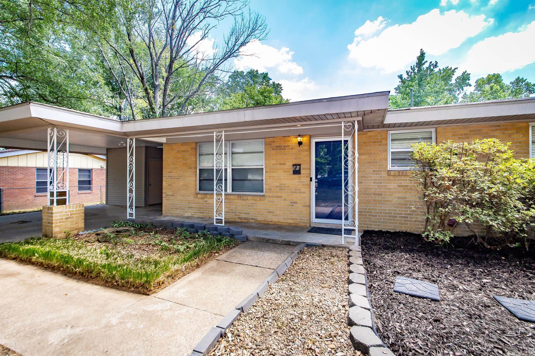 OAKHURST - Residential