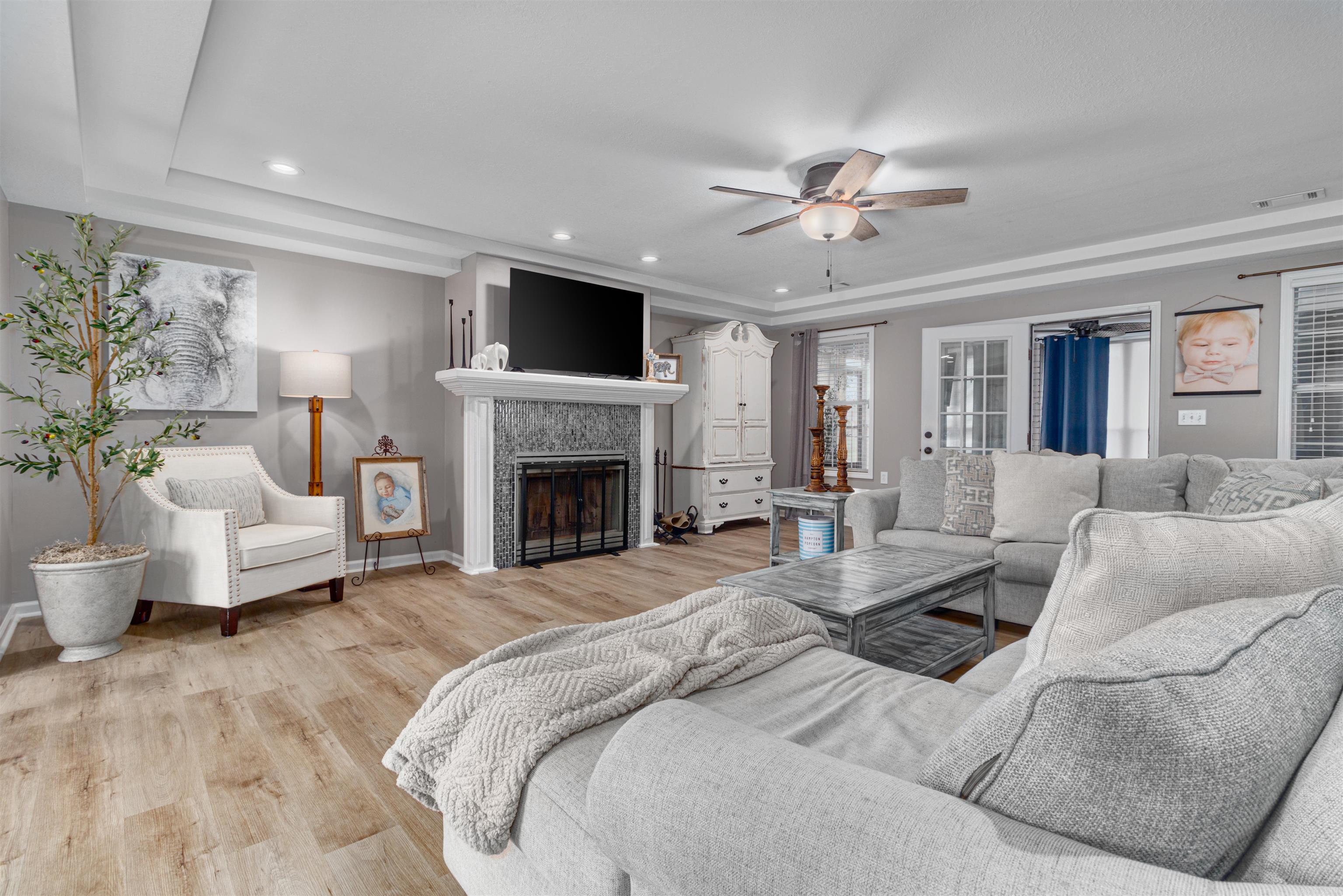 PARK RIDGE ESTATE - Residential