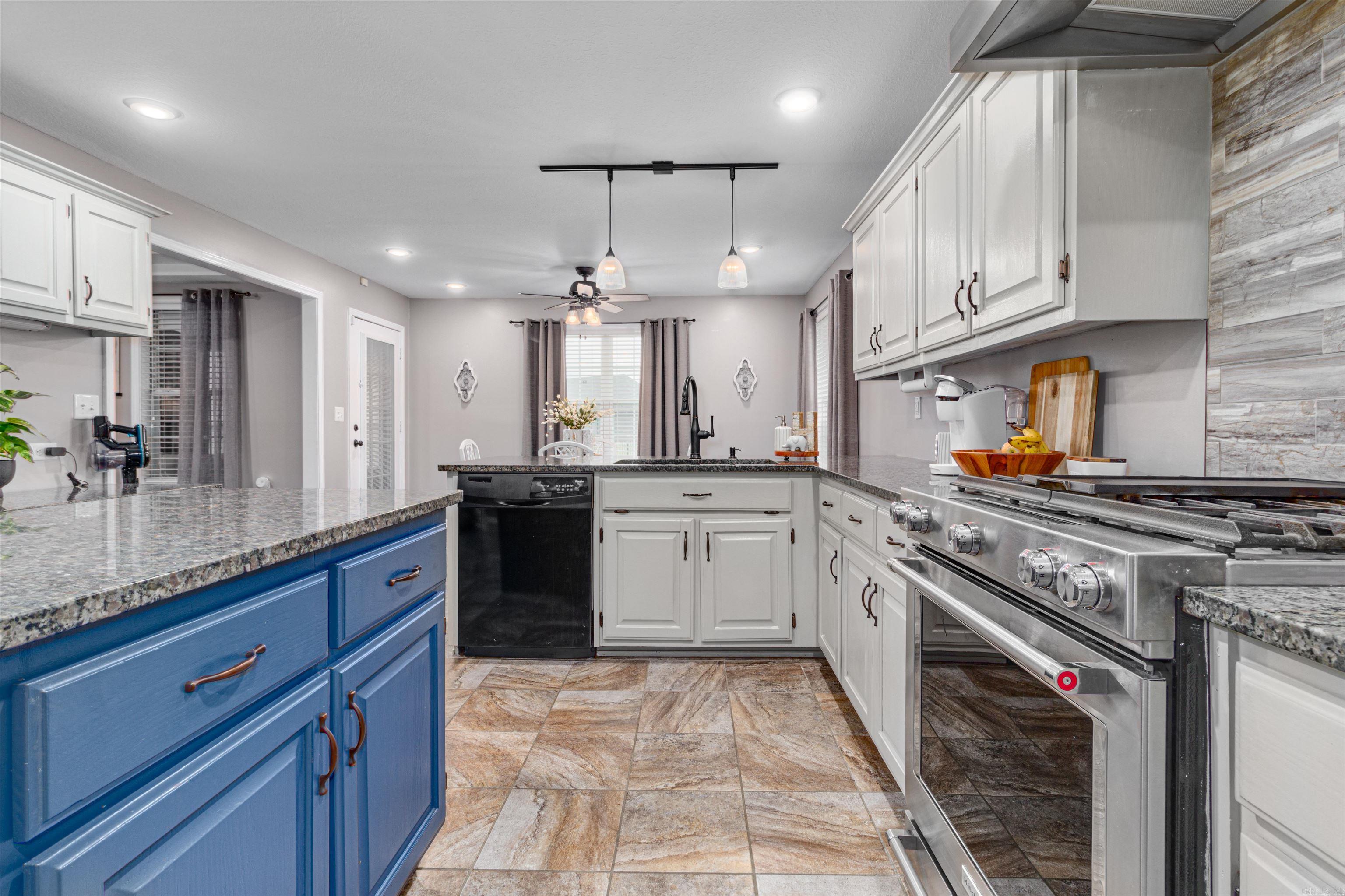 PARK RIDGE ESTATE - Residential