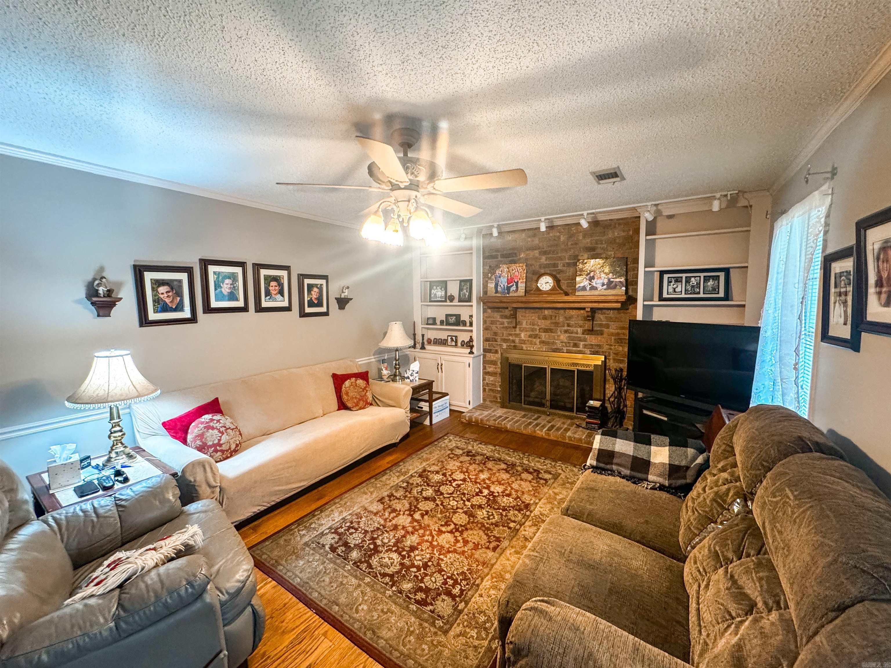 River Oakes Estates - Residential