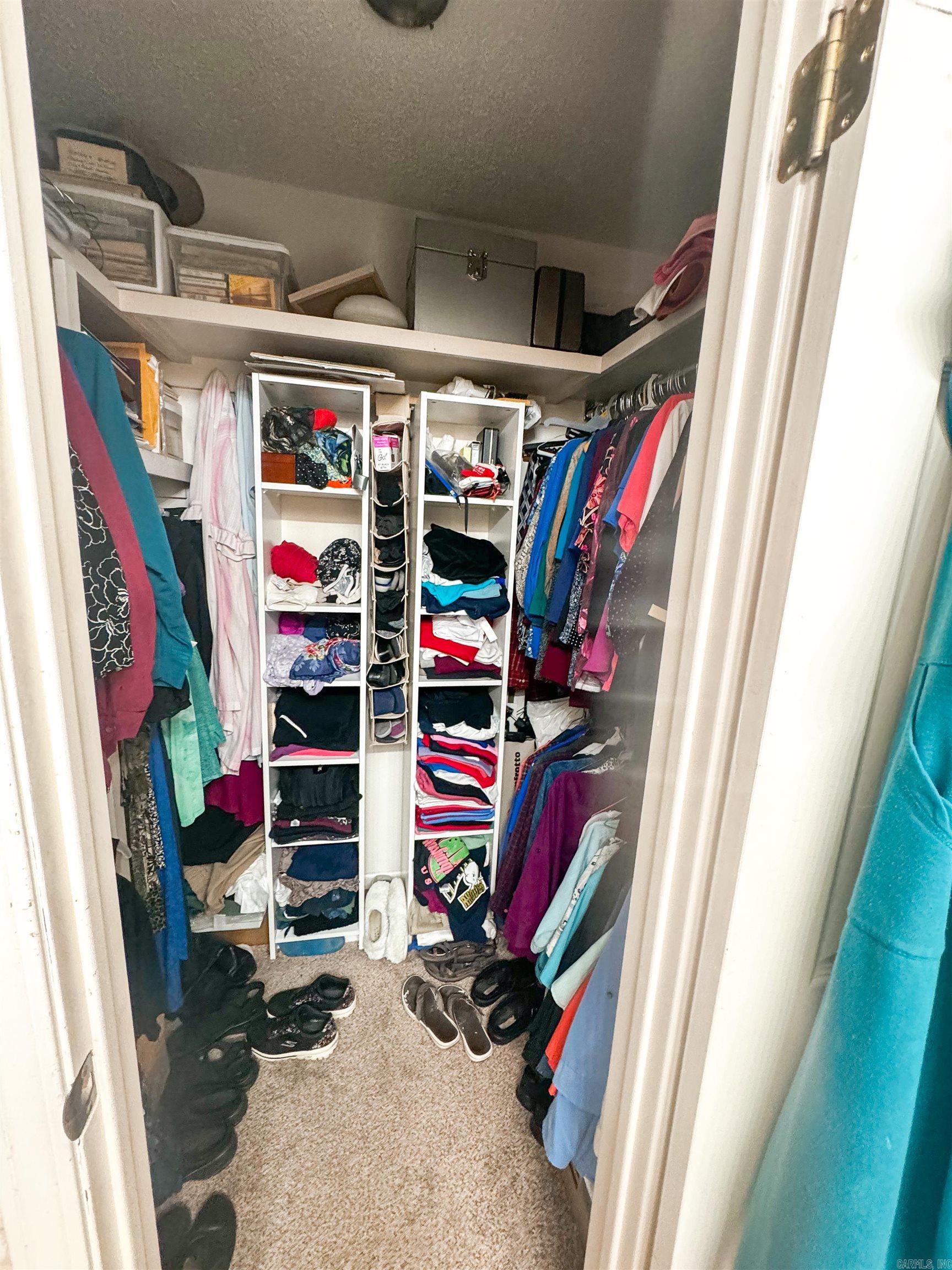 River Oakes Estates - Residential