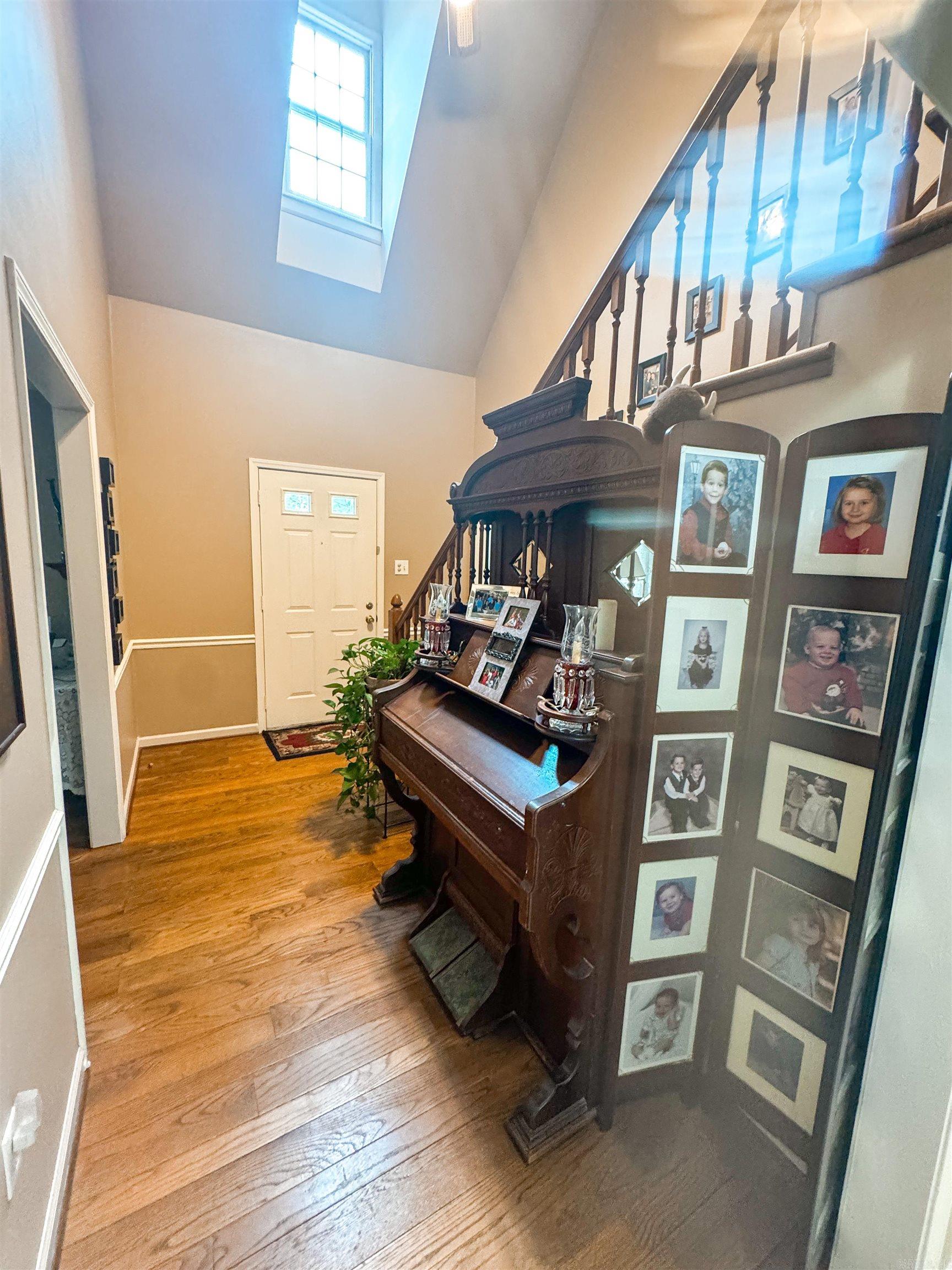 River Oakes Estates - Residential