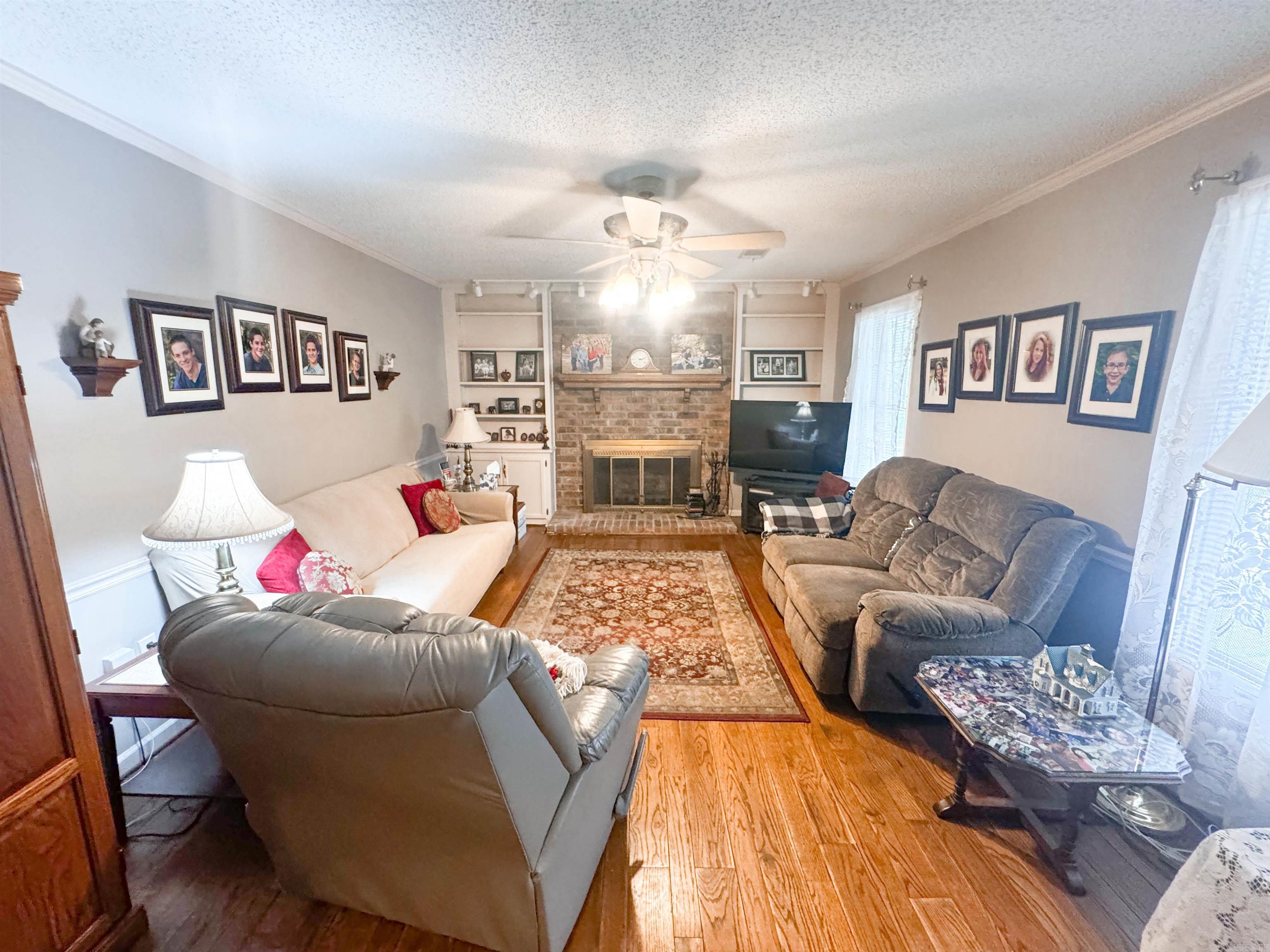 River Oakes Estates - Residential