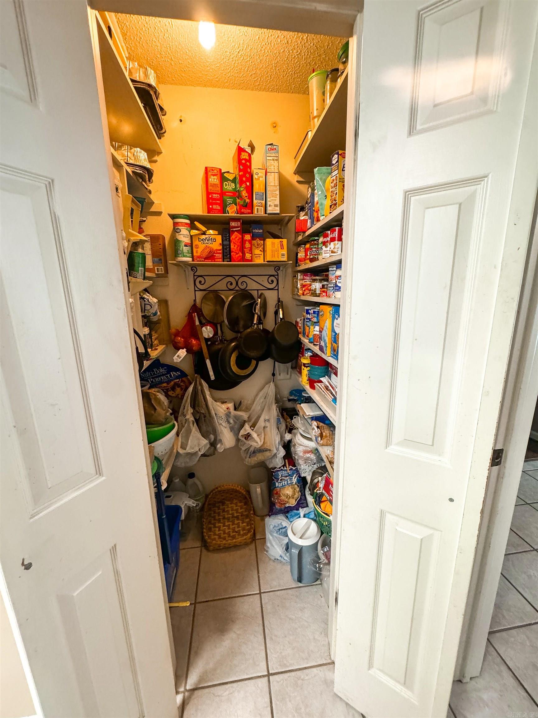 River Oakes Estates - Residential