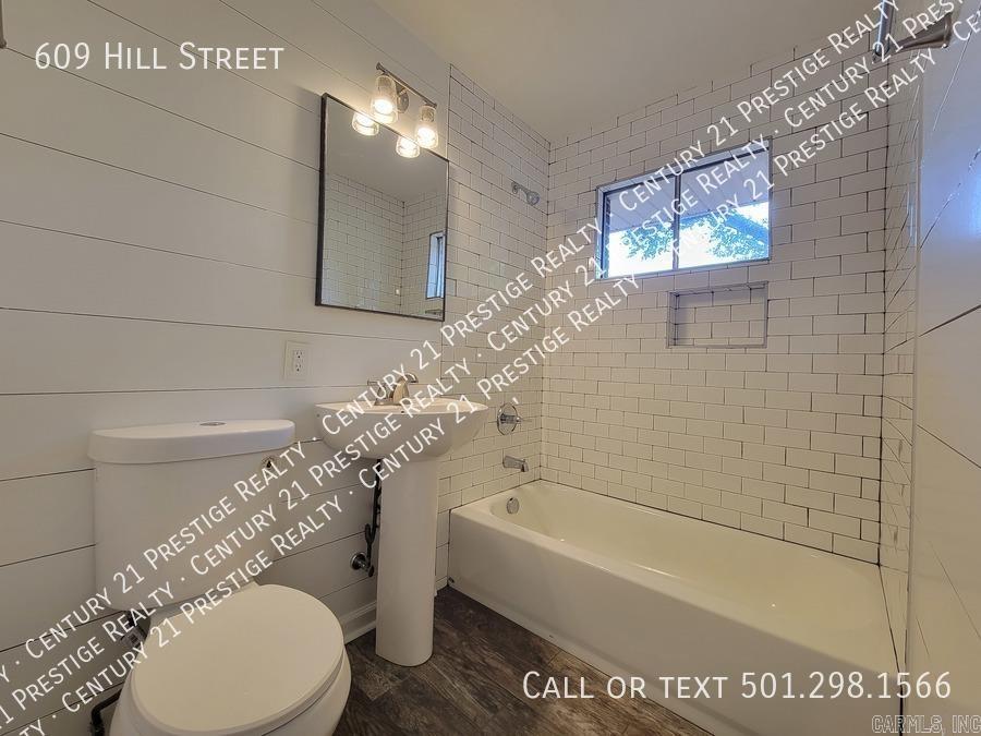 Oak View Replat - Residential Lease