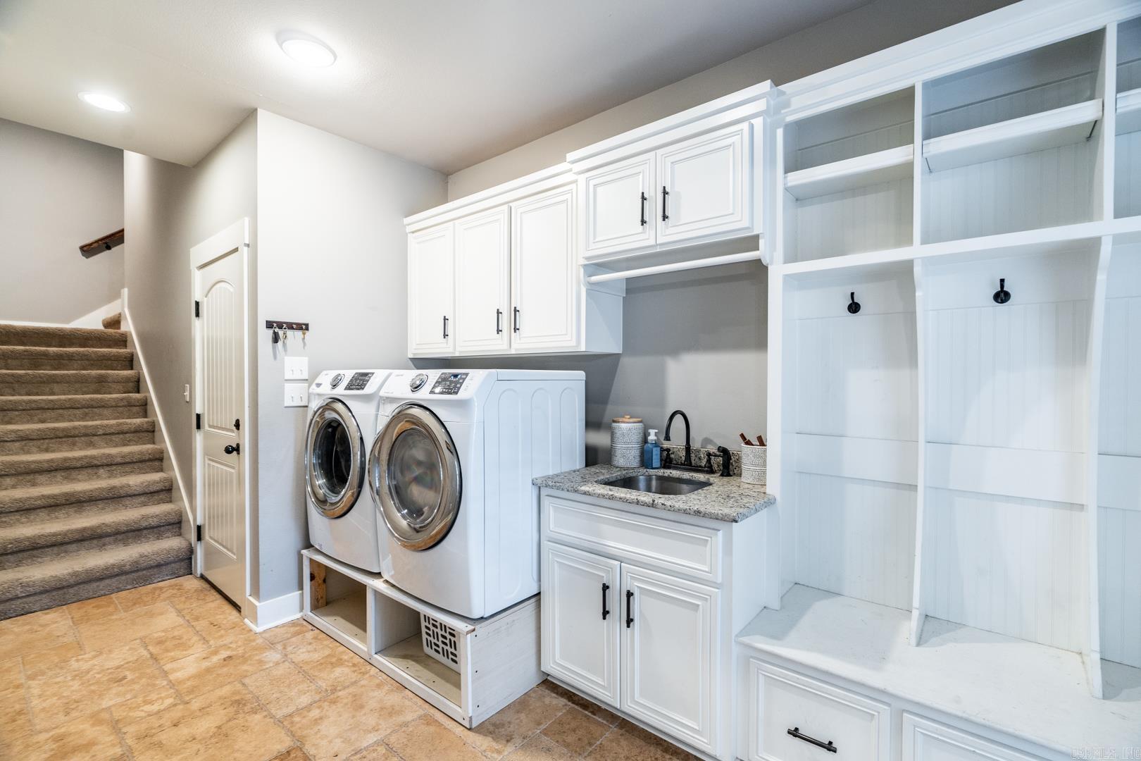 WEATHERSTONE - Residential