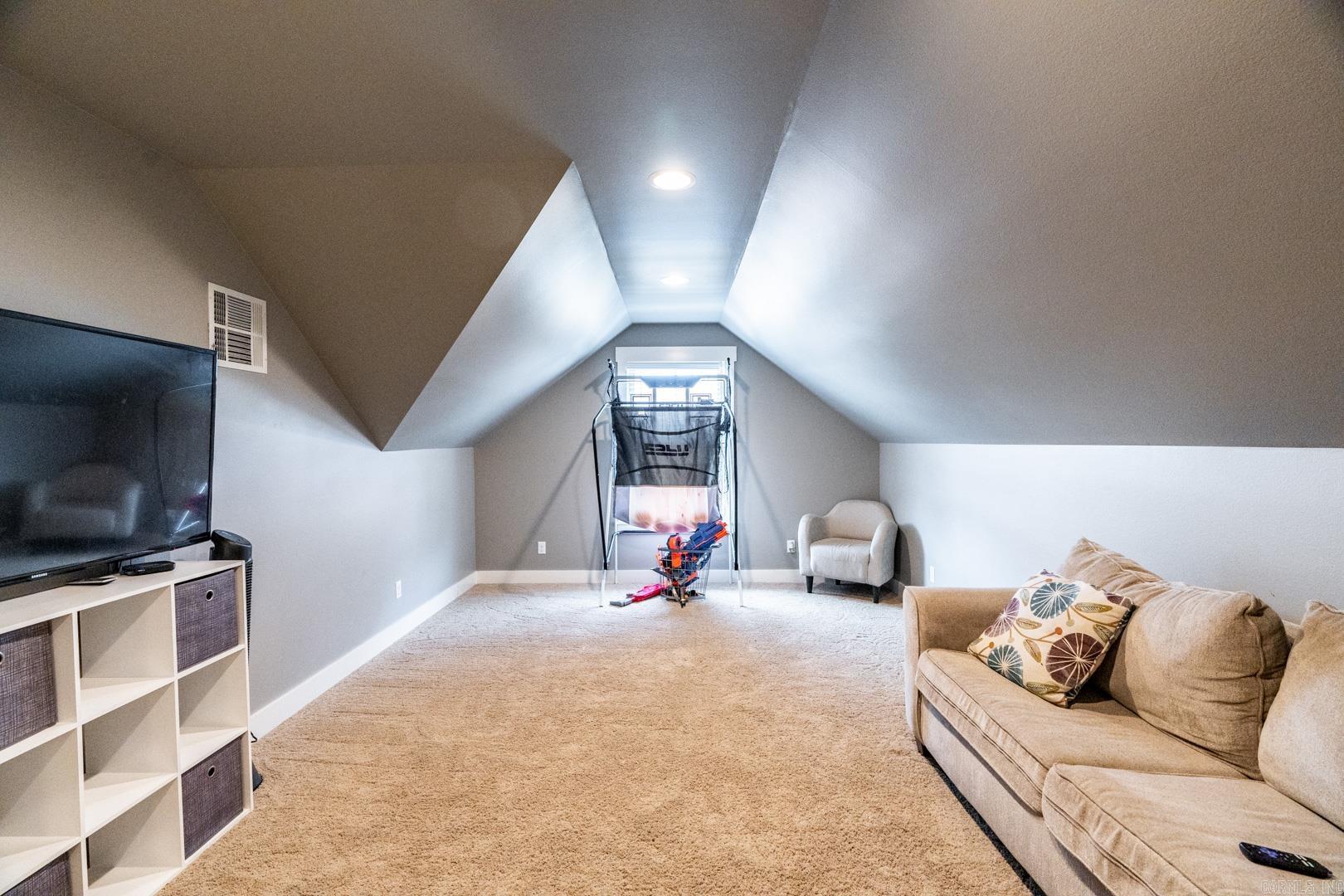 WEATHERSTONE - Residential