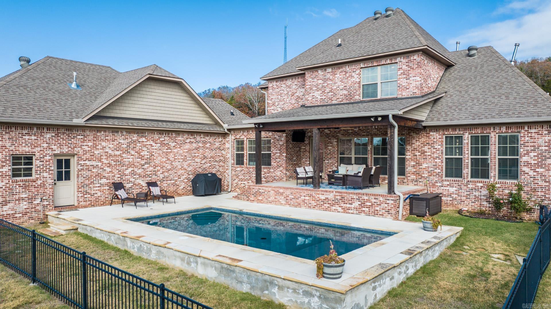 WEATHERSTONE - Residential