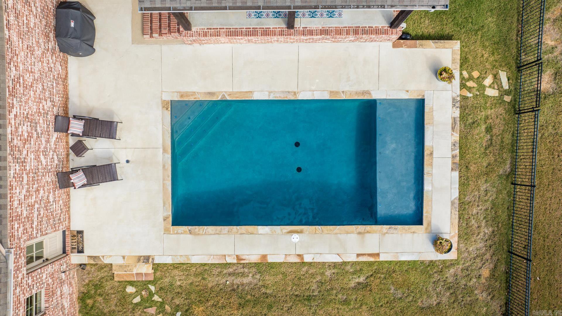 WEATHERSTONE - Residential