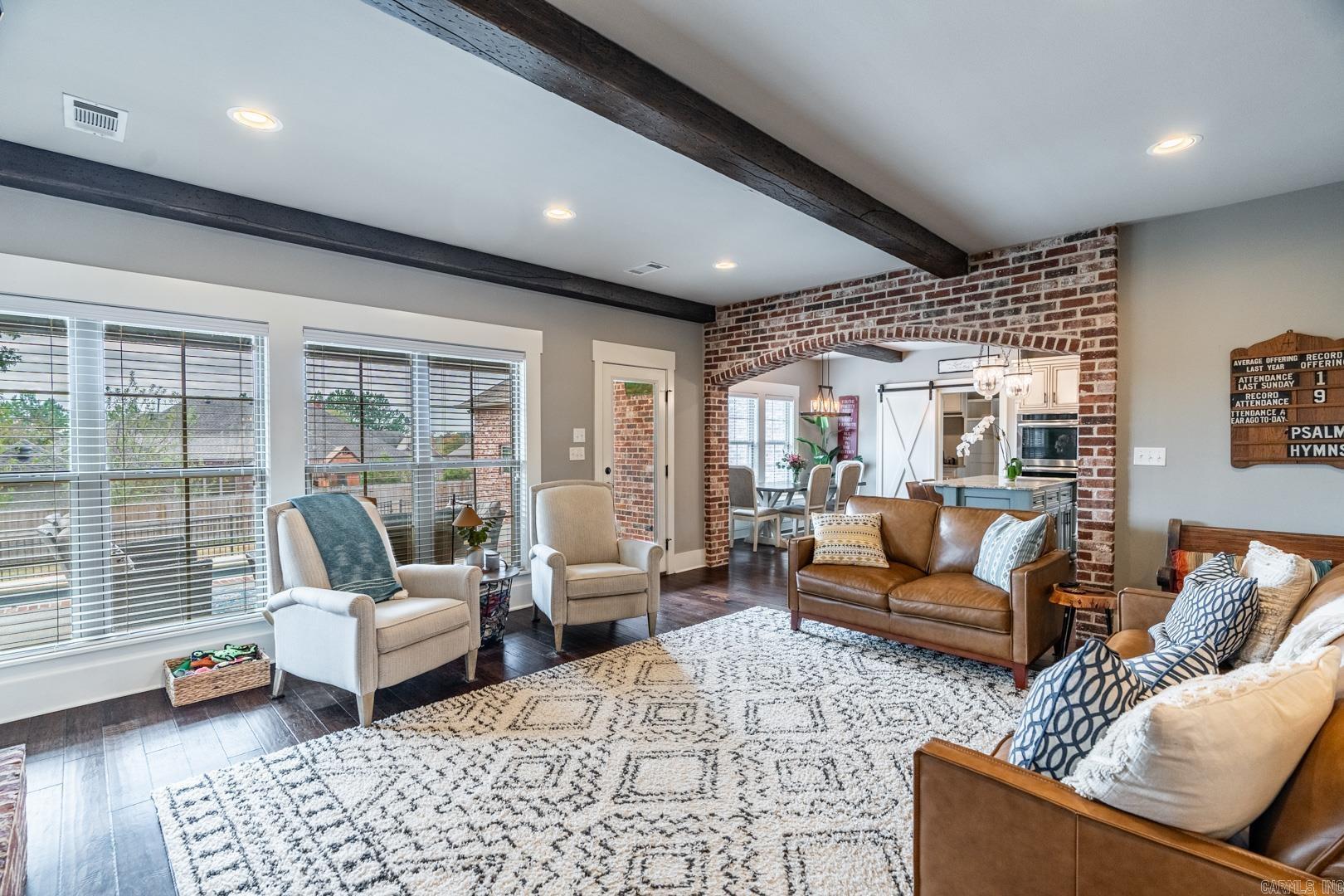 WEATHERSTONE - Residential