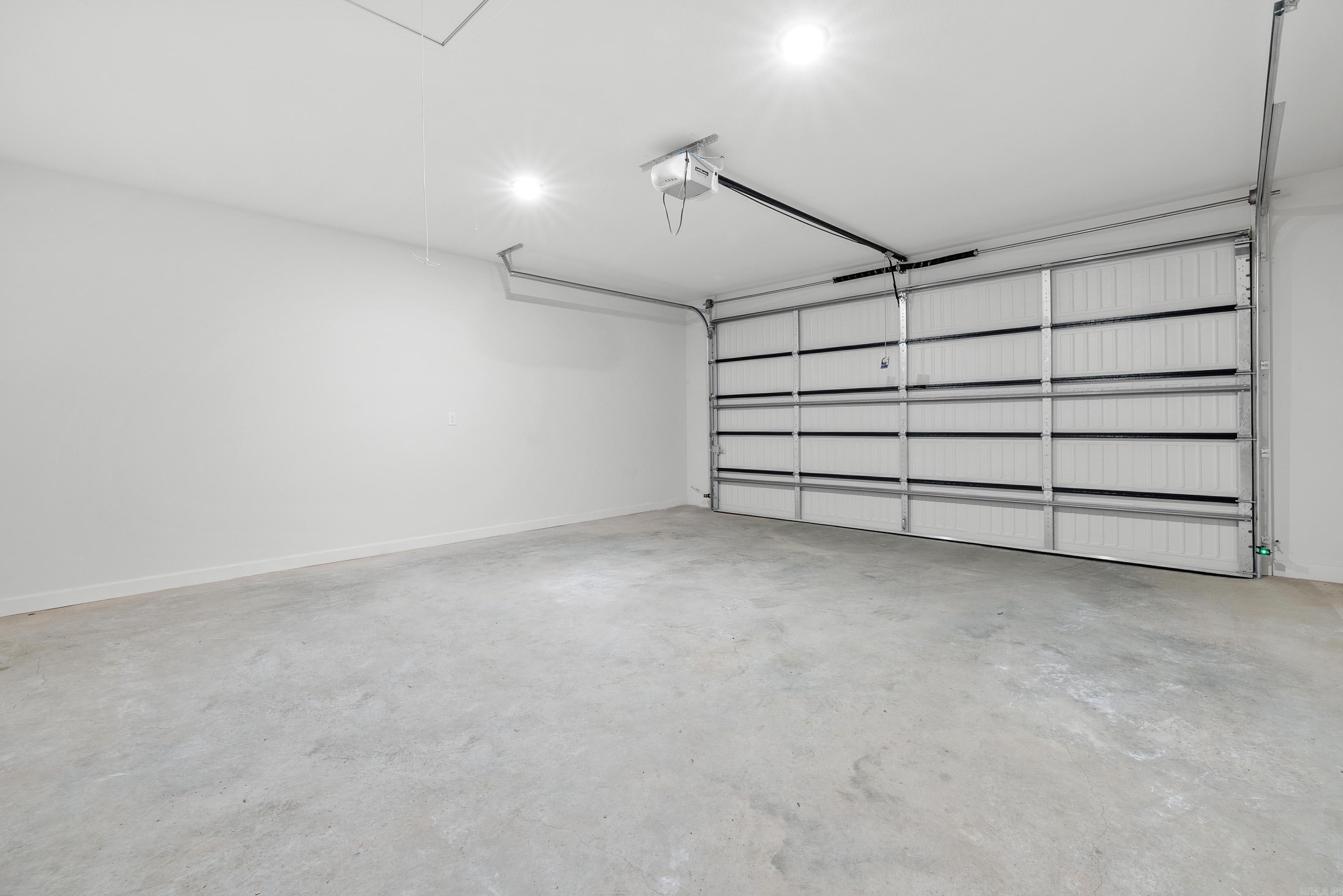 PINEWOOD ESTATES - Residential