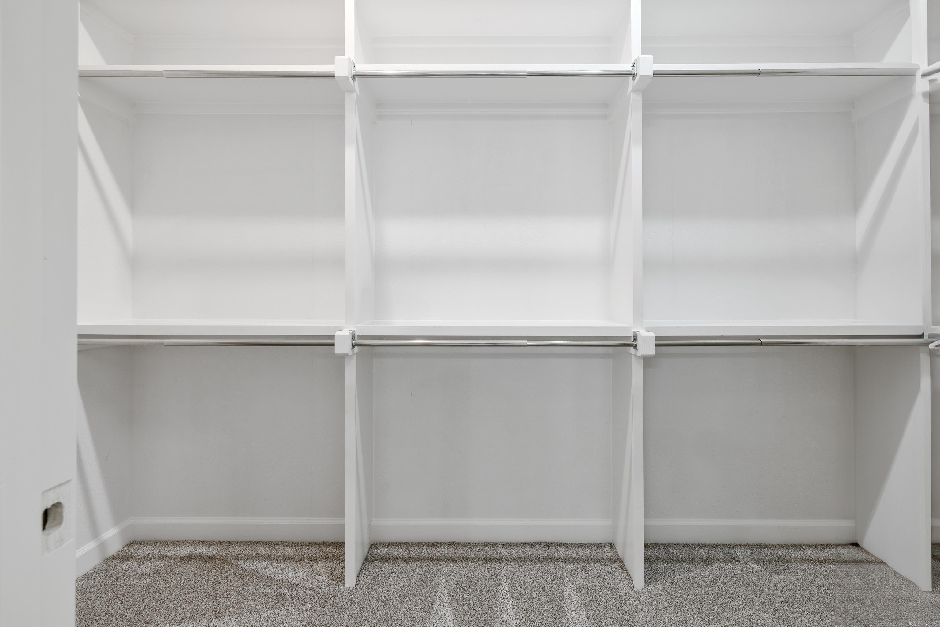 PINEWOOD ESTATES - Residential