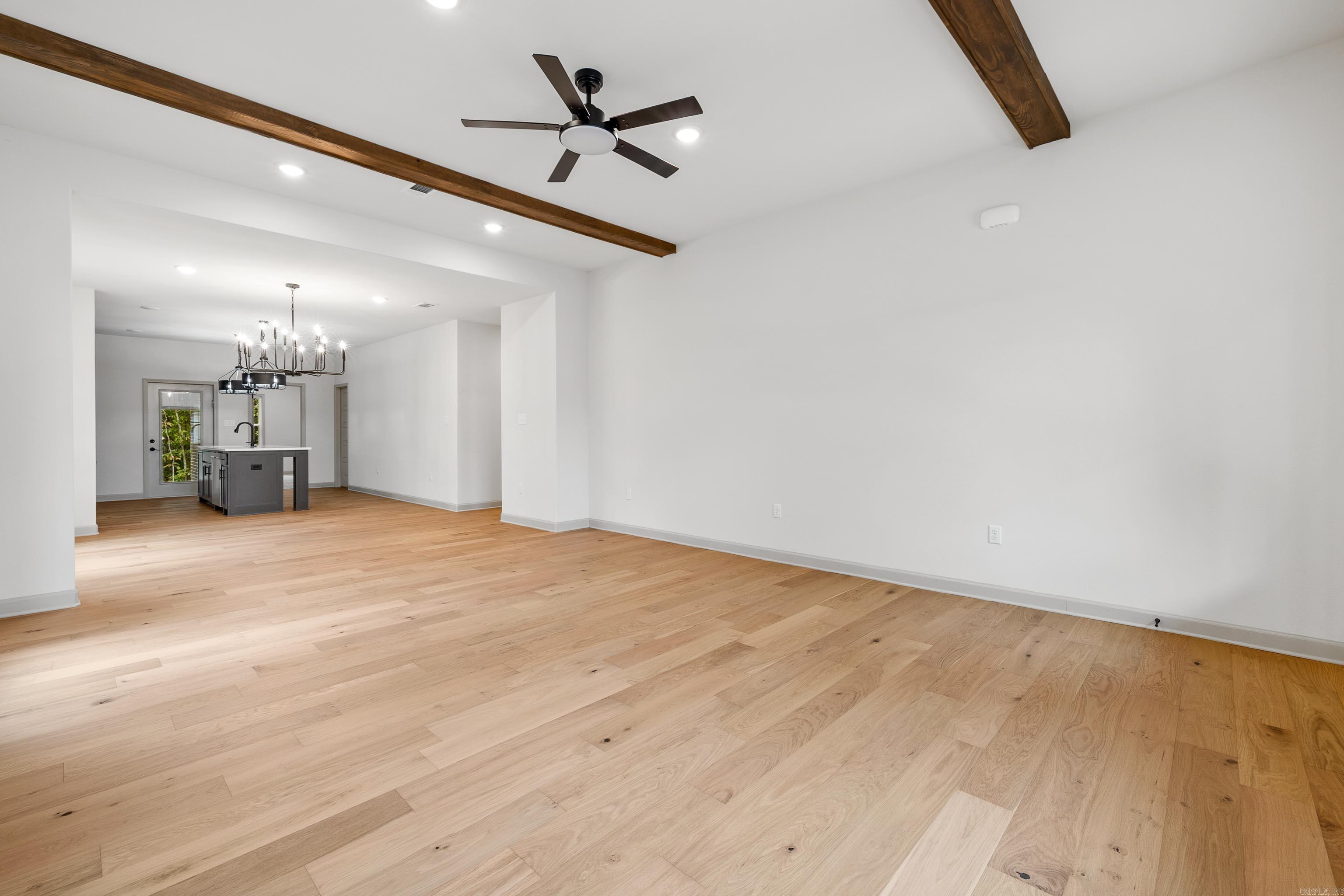 PINEWOOD ESTATES - Residential