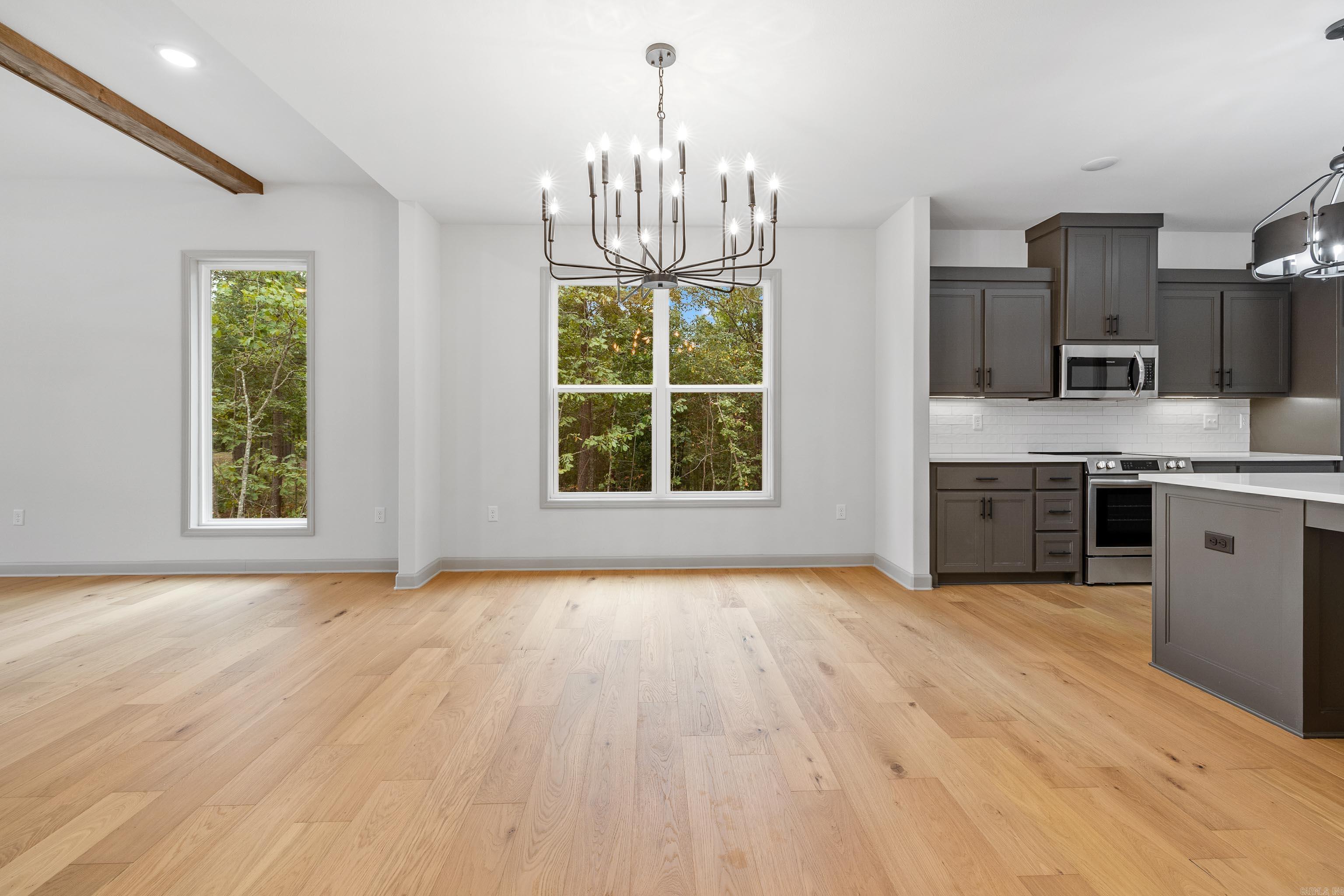 PINEWOOD ESTATES - Residential